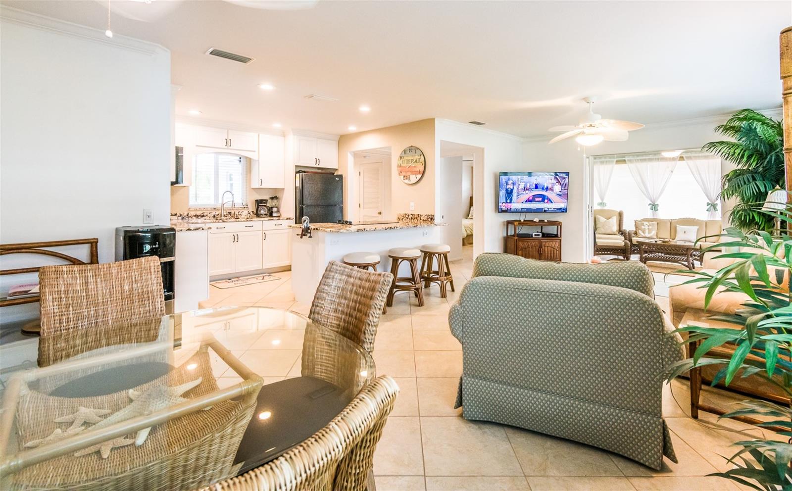 1900 BENJAMIN FRANKLIN DR #VILLA3, SARASOTA, FL, 34236