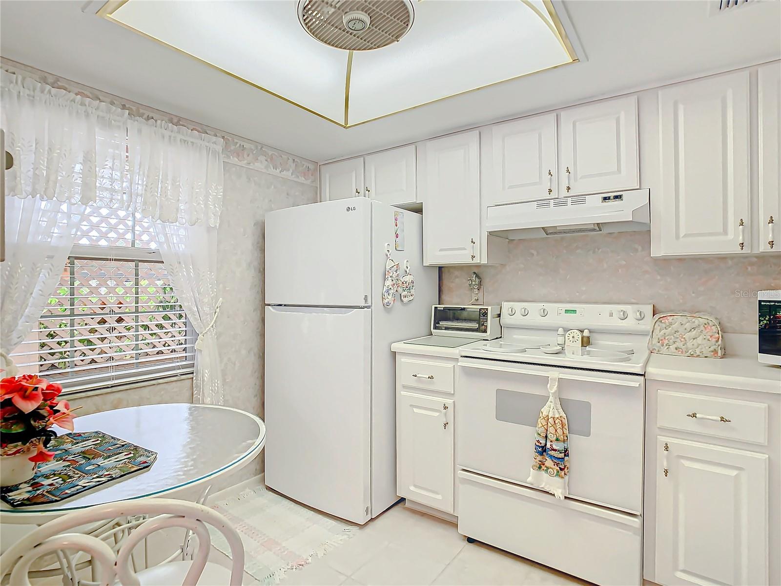 2460 NORTHSIDE DR #1002, CLEARWATER, FL, 33761