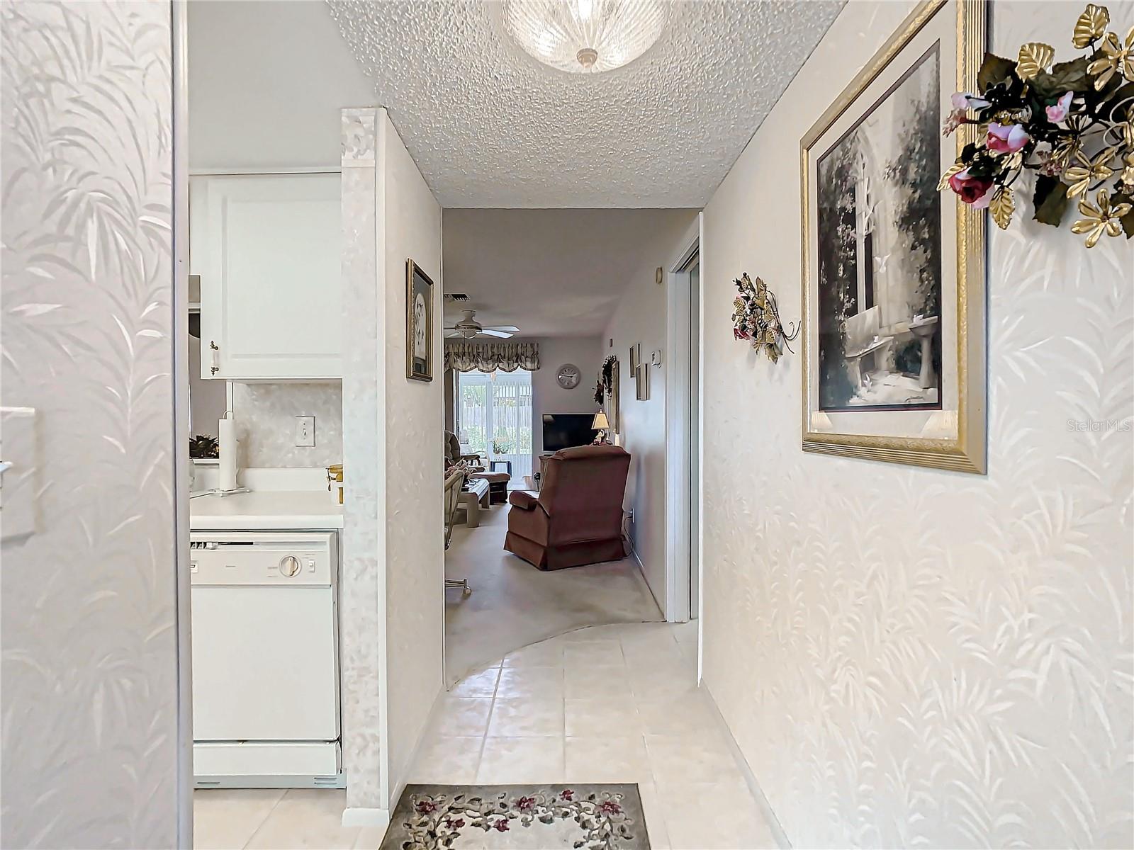 2460 NORTHSIDE DR #1002, CLEARWATER, FL, 33761
