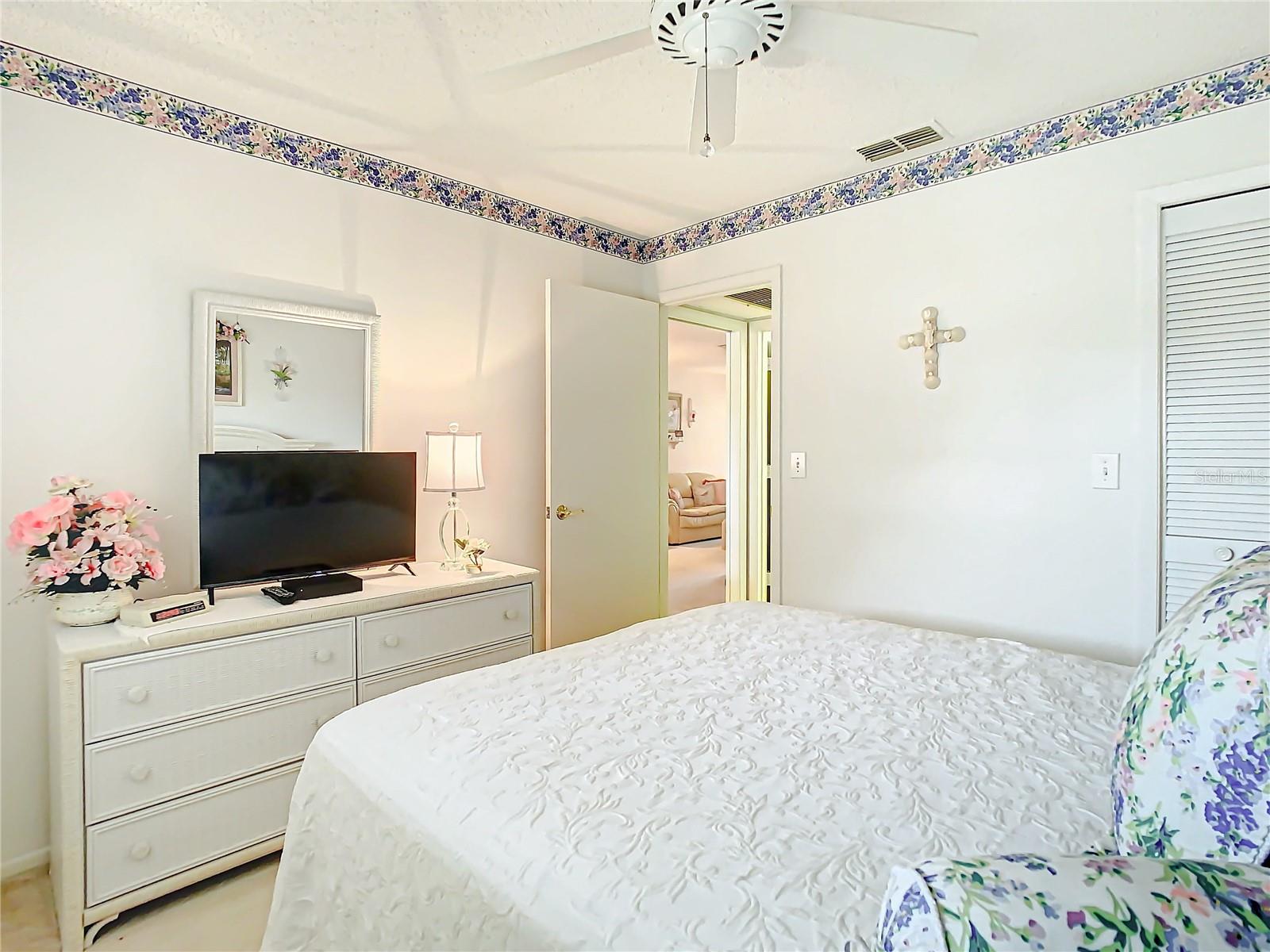 2460 NORTHSIDE DR #1002, CLEARWATER, FL, 33761