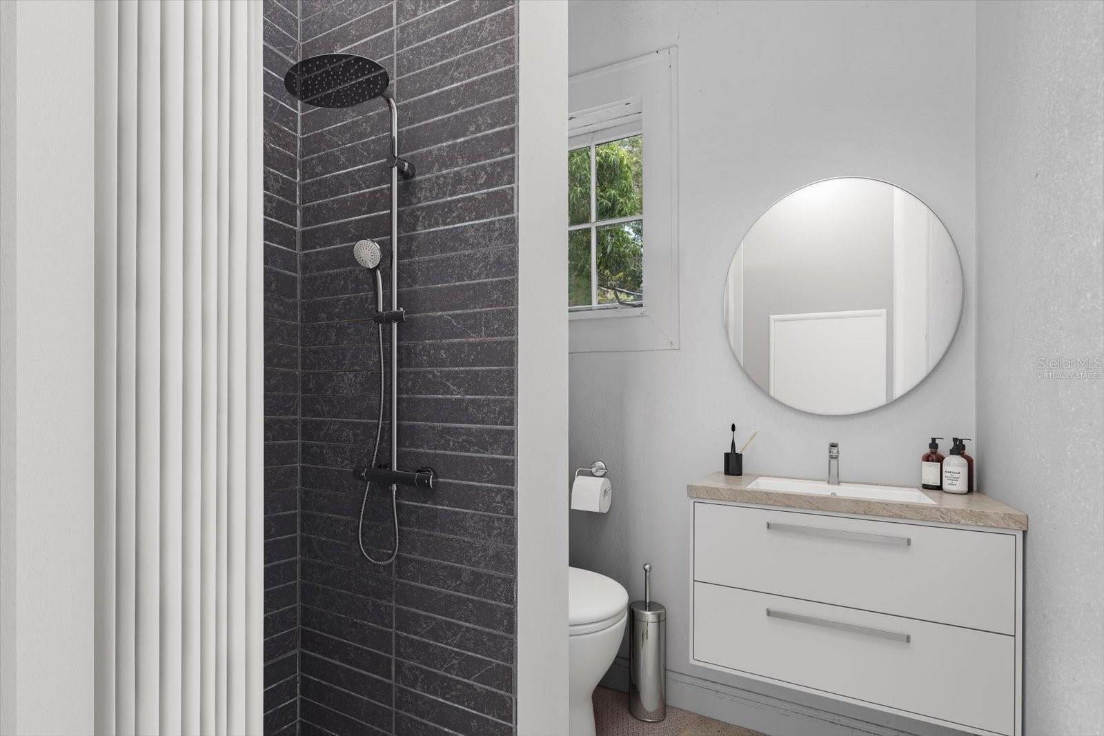 7754 WESTMORELAND DR, SARASOTA, FL, 34243