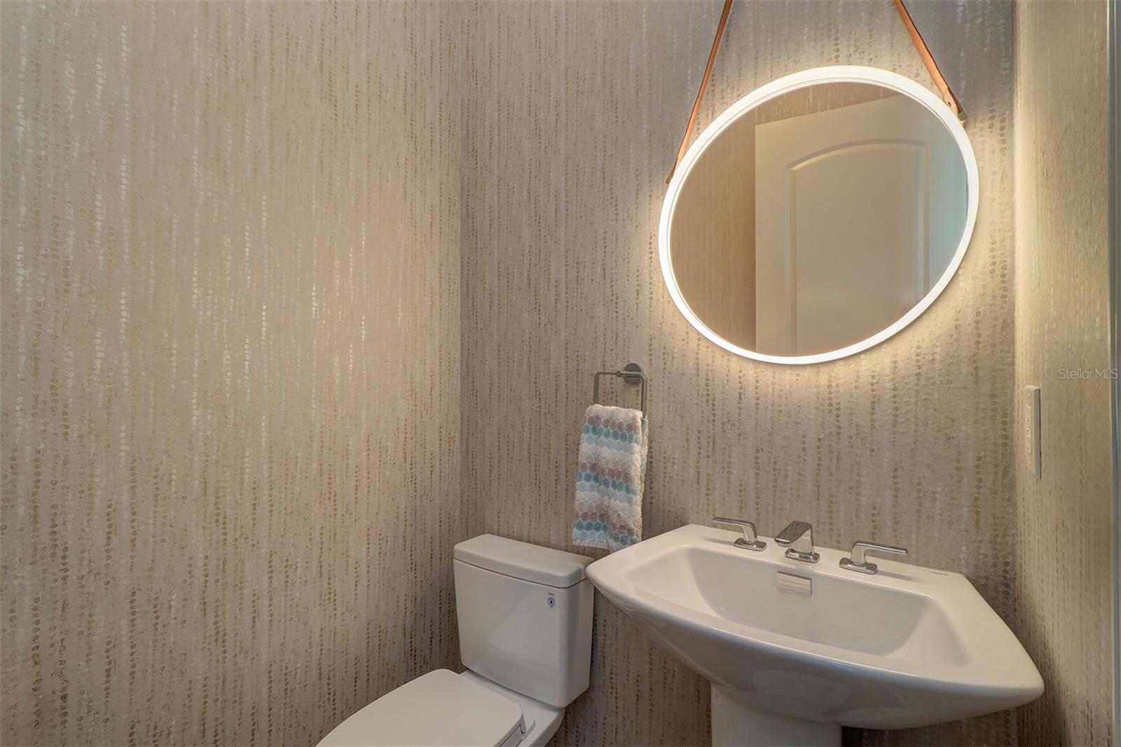 U8235325 Property Photo