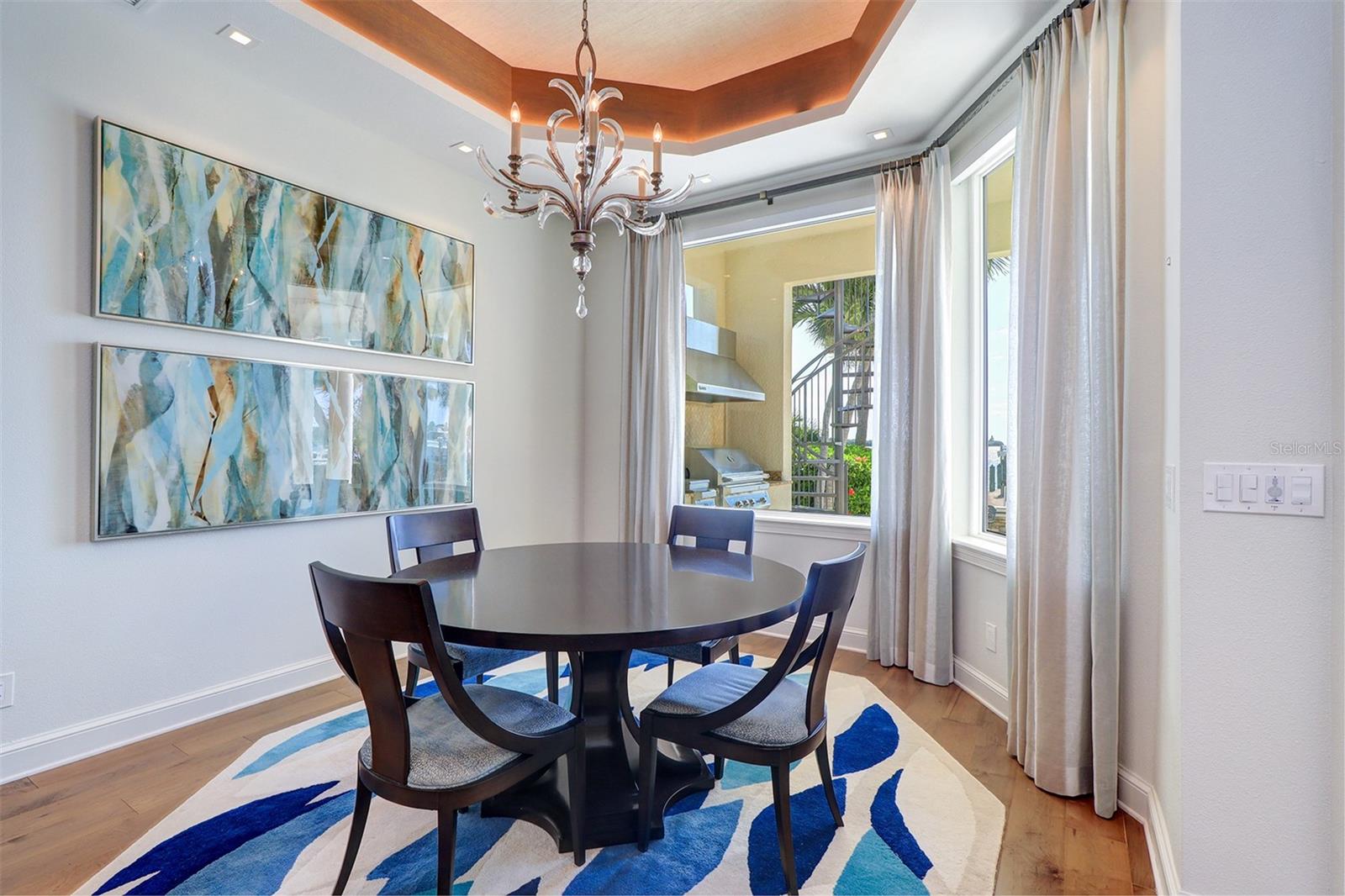 U8235325 Property Photo