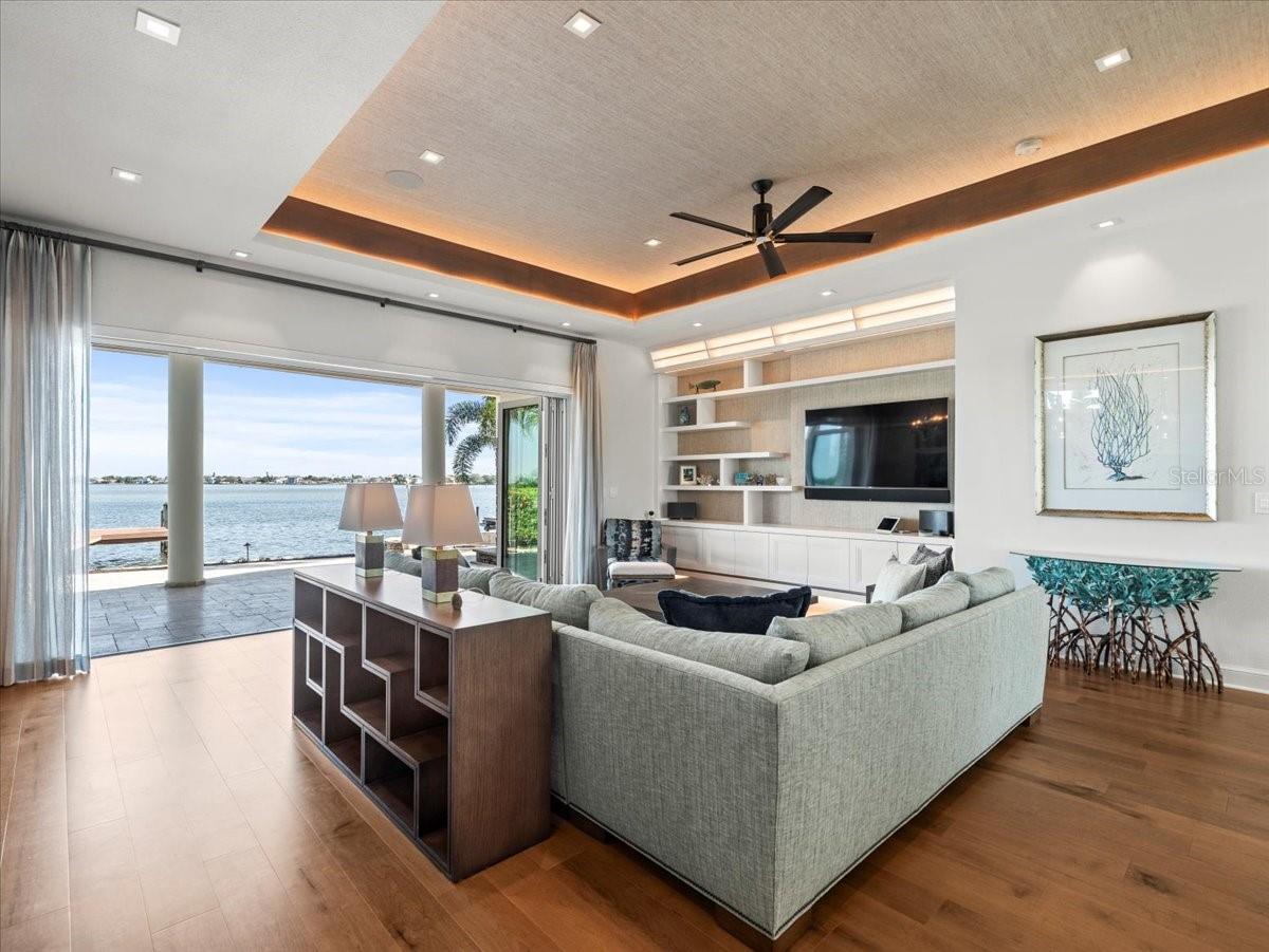 U8235325 Property Photo