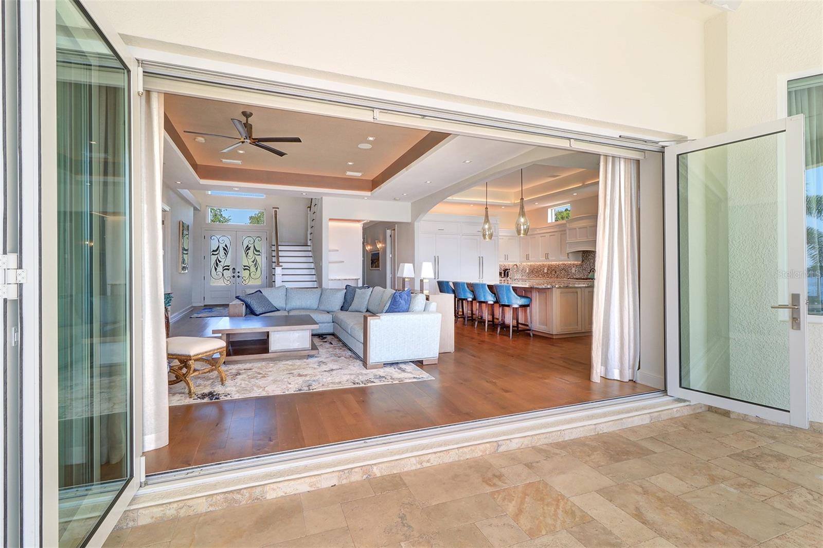 U8235325 Property Photo