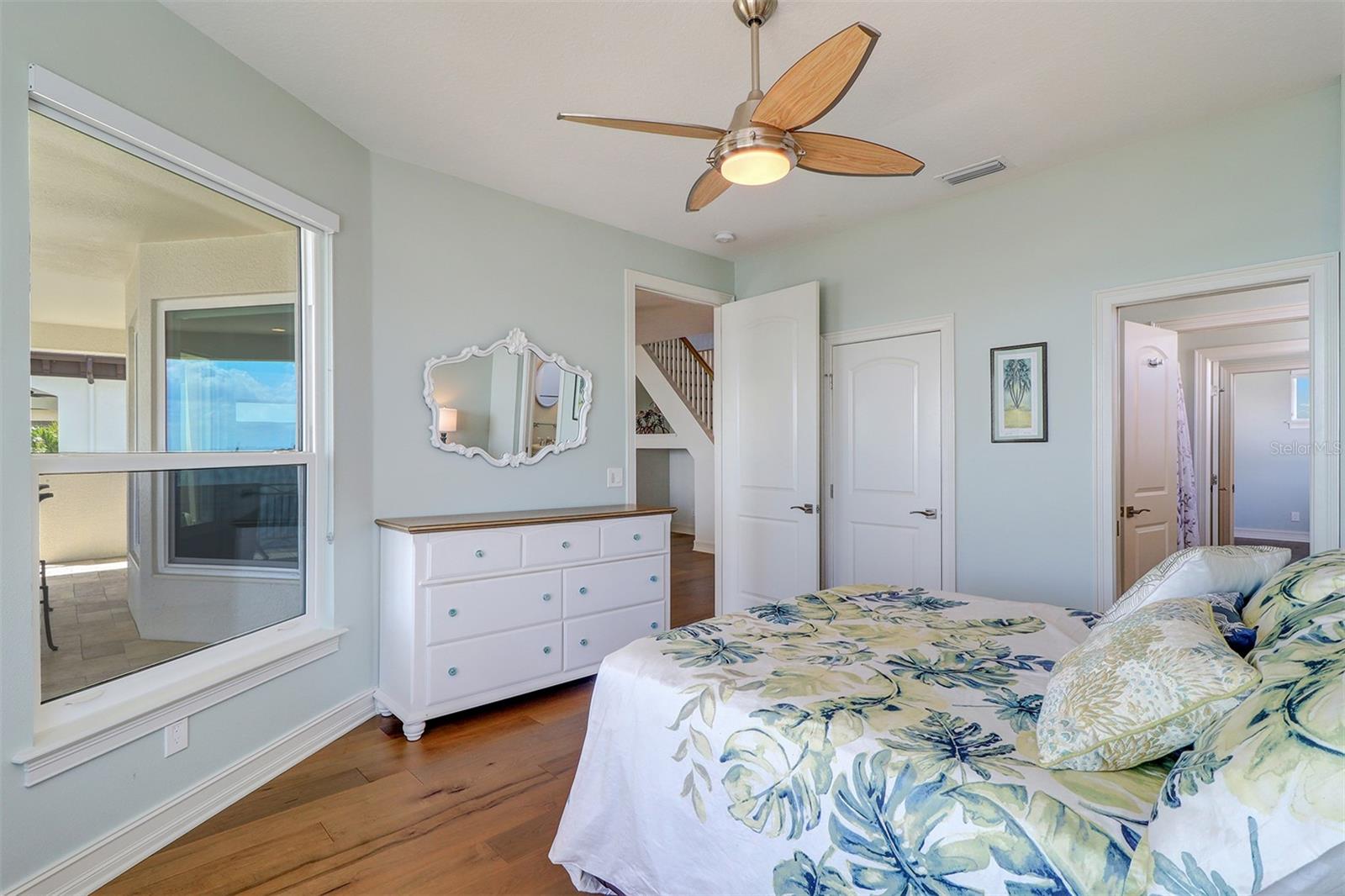 U8235325 Property Photo