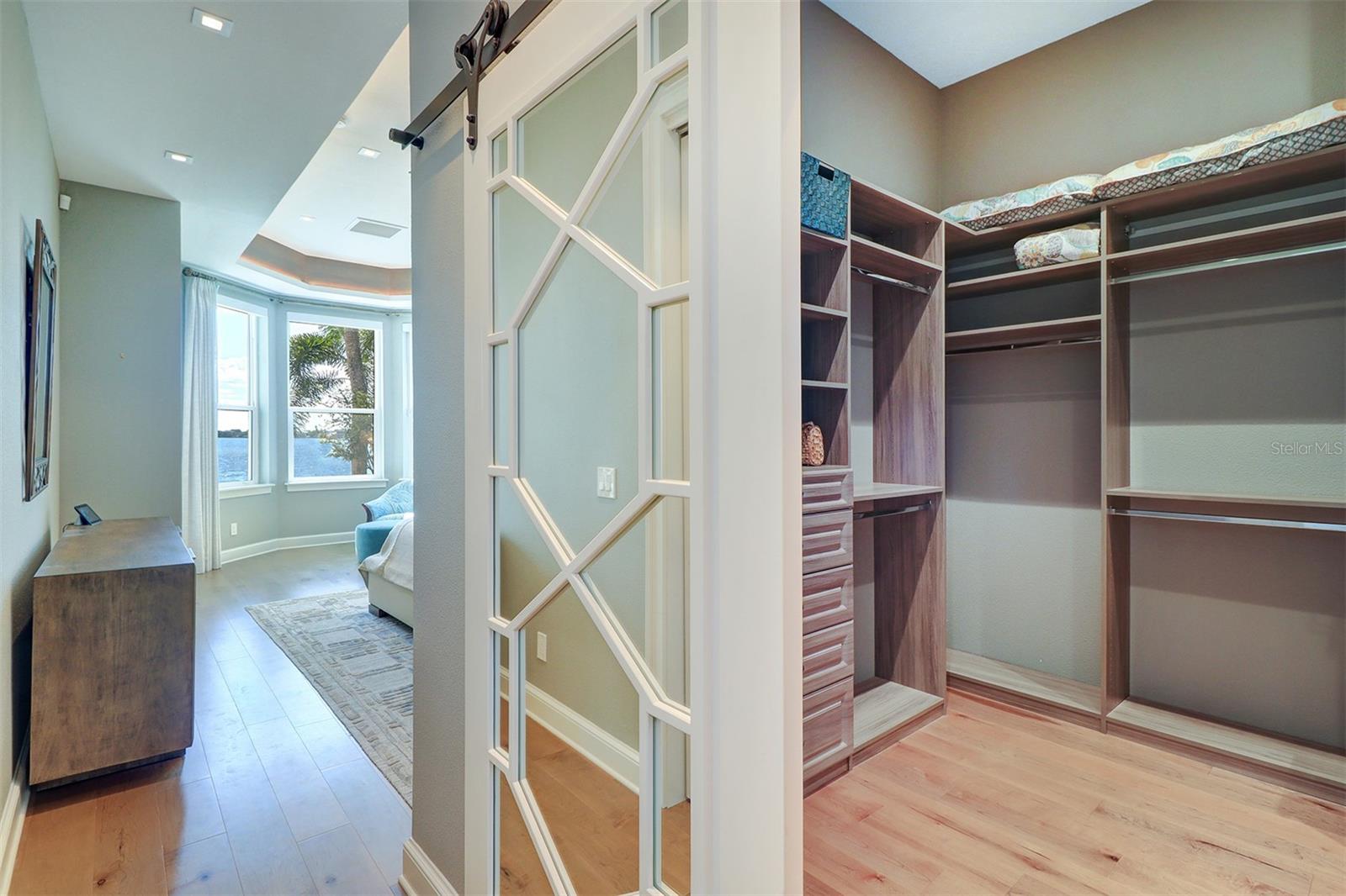 U8235325 Property Photo