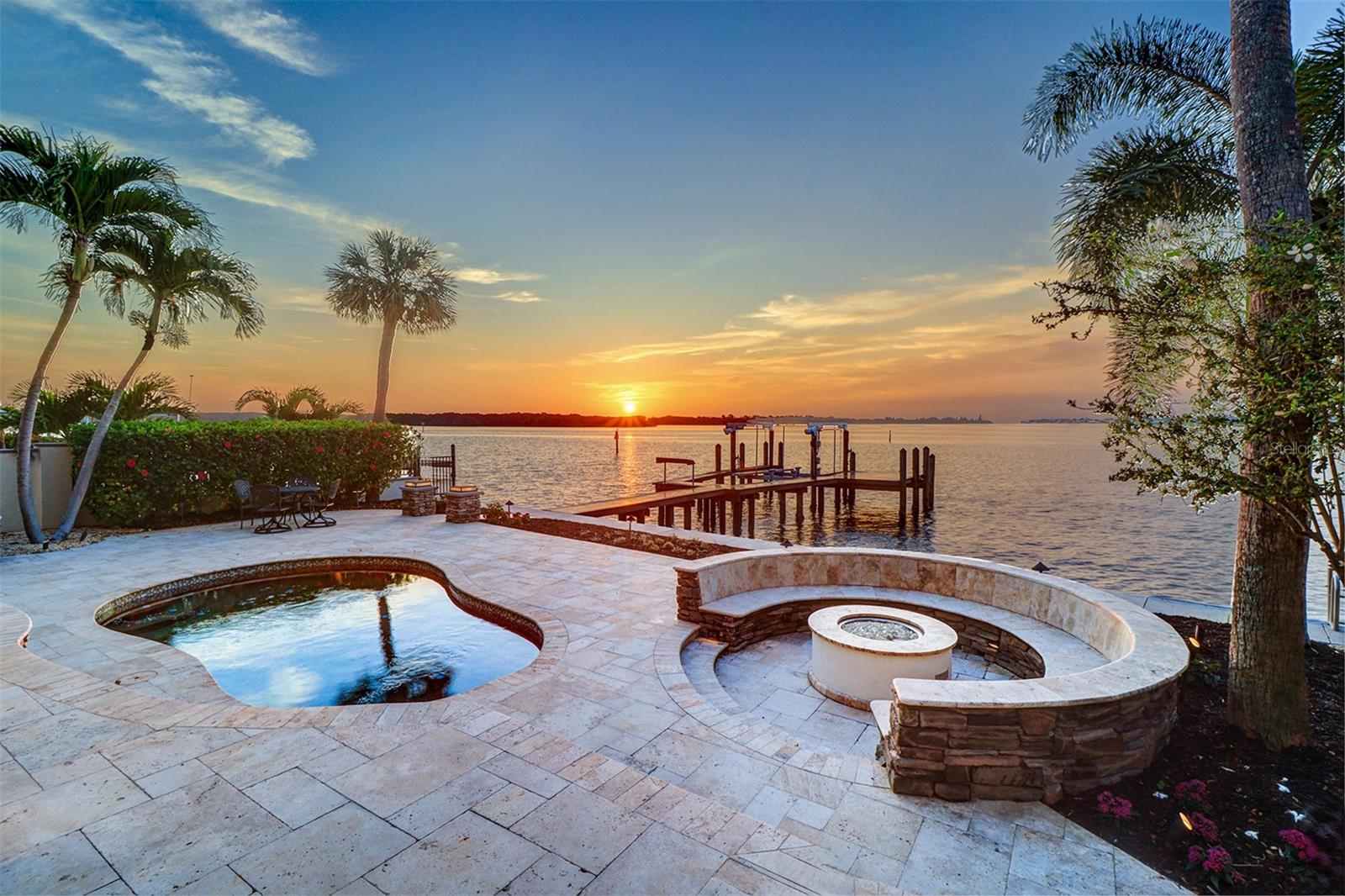 U8235325 Property Photo