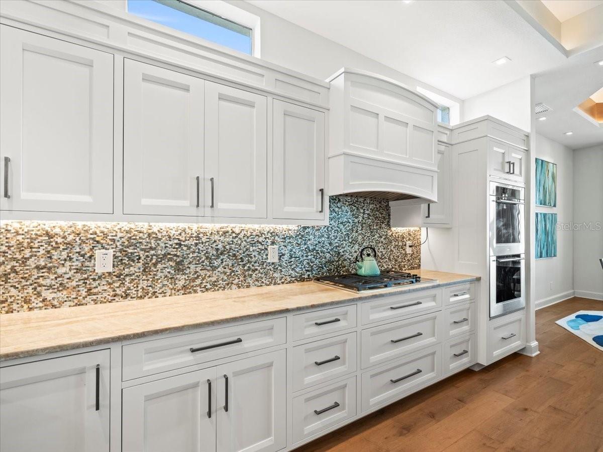 U8235325 Property Photo