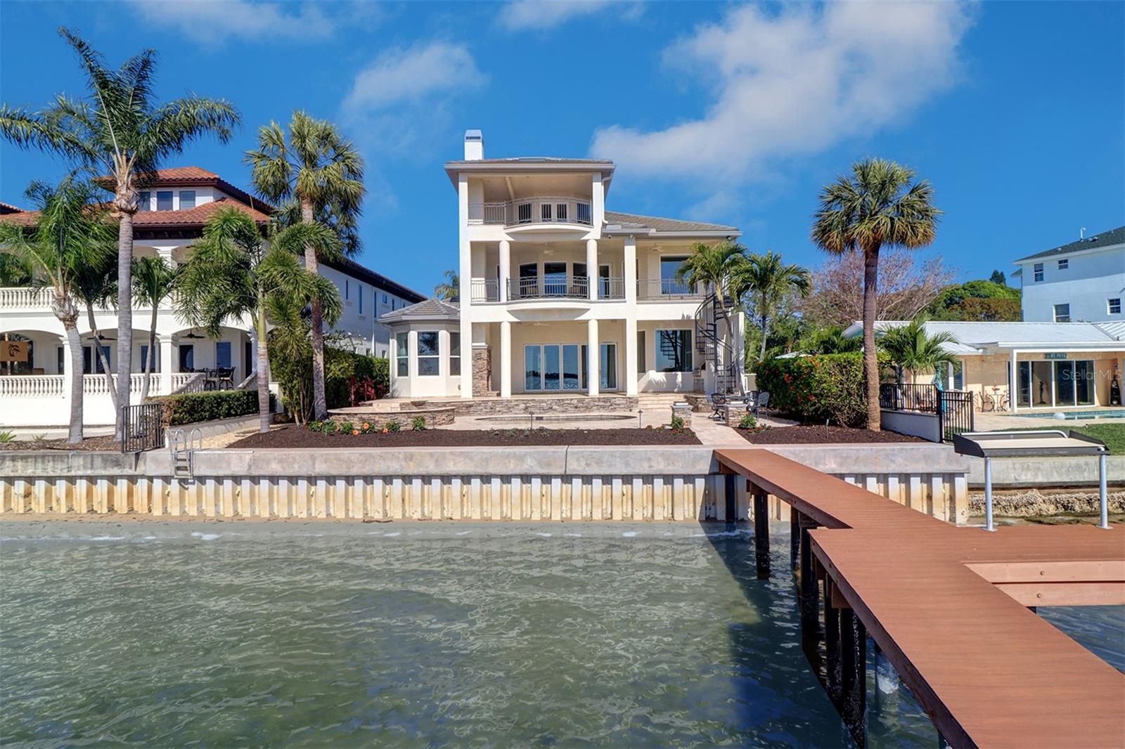 U8235325 Property Photo