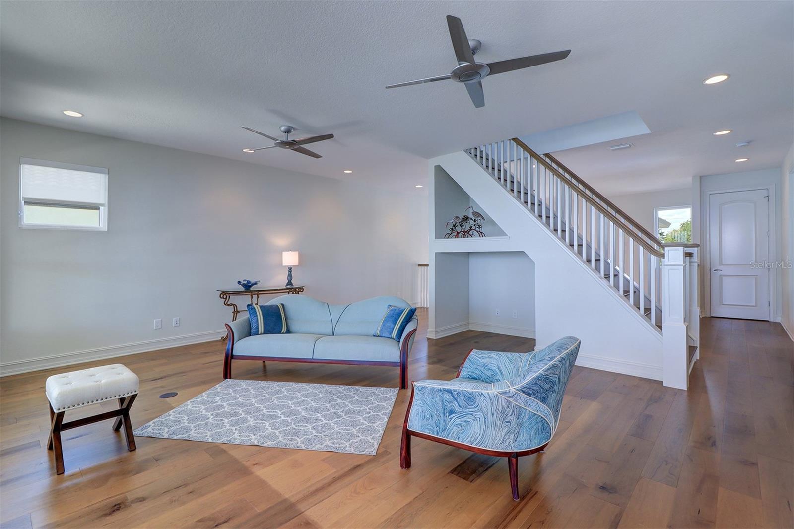 U8235325 Property Photo