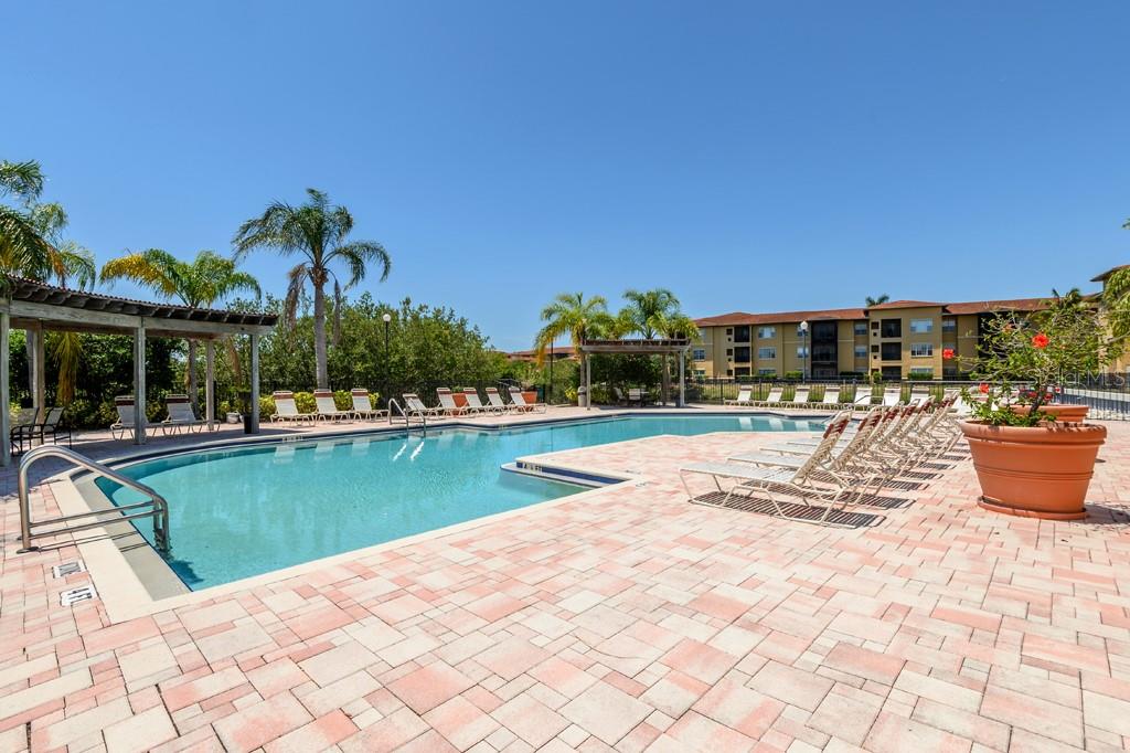 4306 BAYSIDE VILLAGE DR #204, TAMPA, FL, 33615
