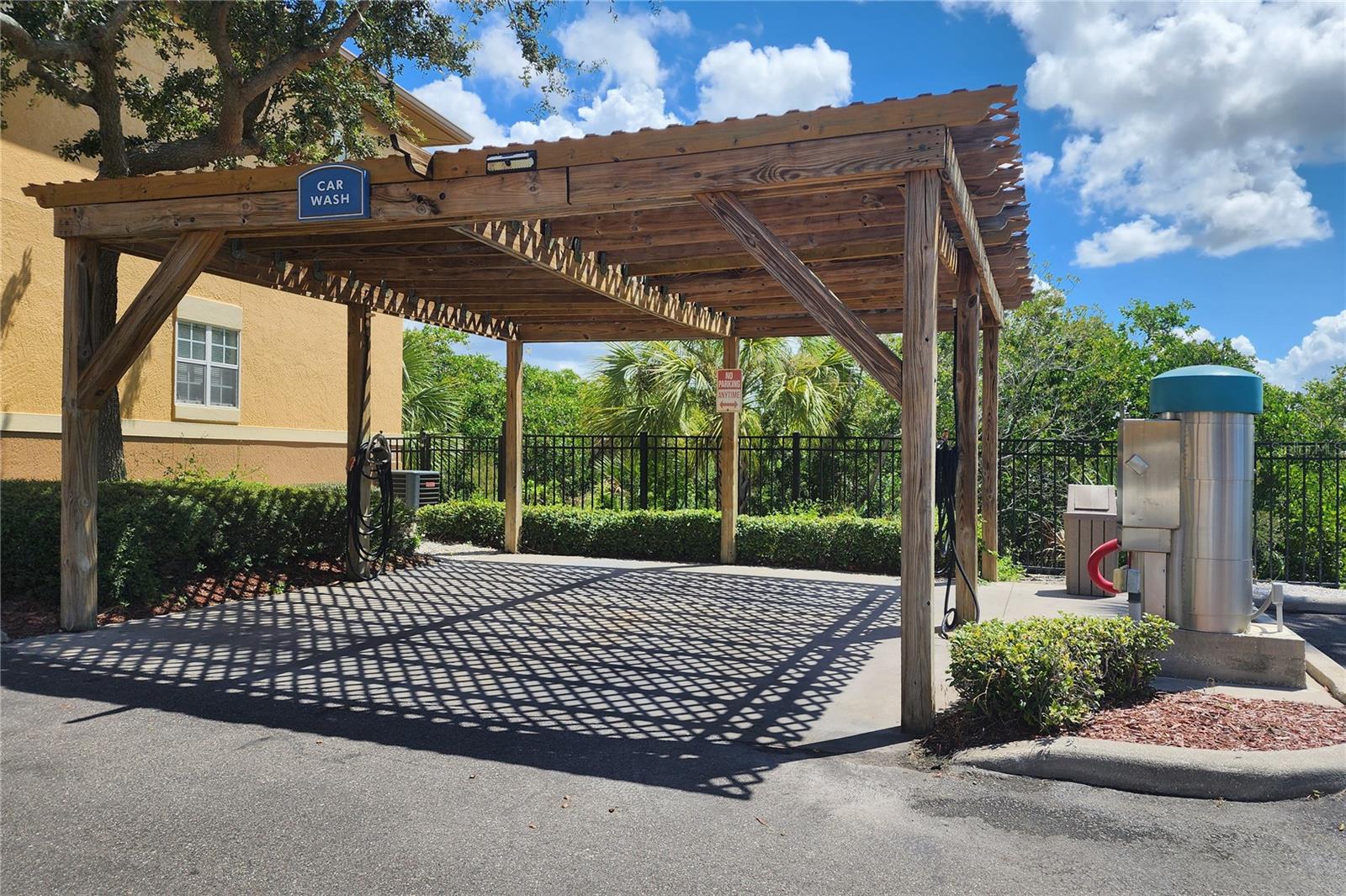 4306 BAYSIDE VILLAGE DR #204, TAMPA, FL, 33615