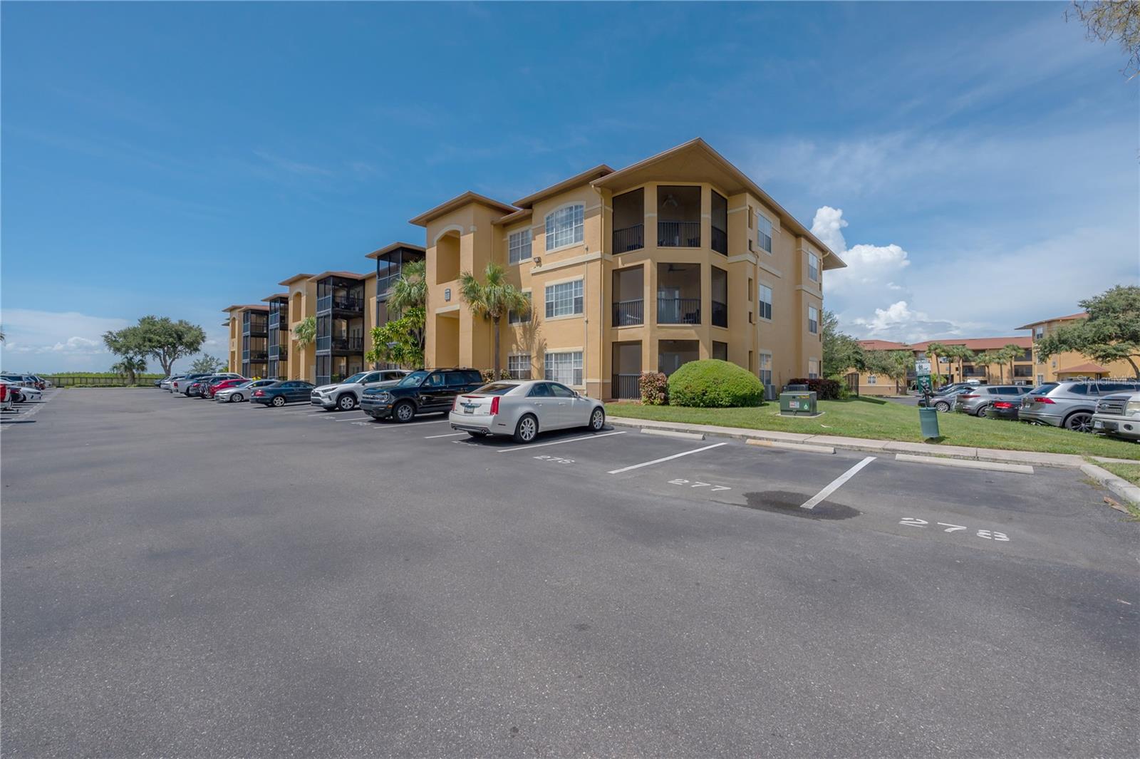 4306 BAYSIDE VILLAGE DR #204, TAMPA, FL, 33615