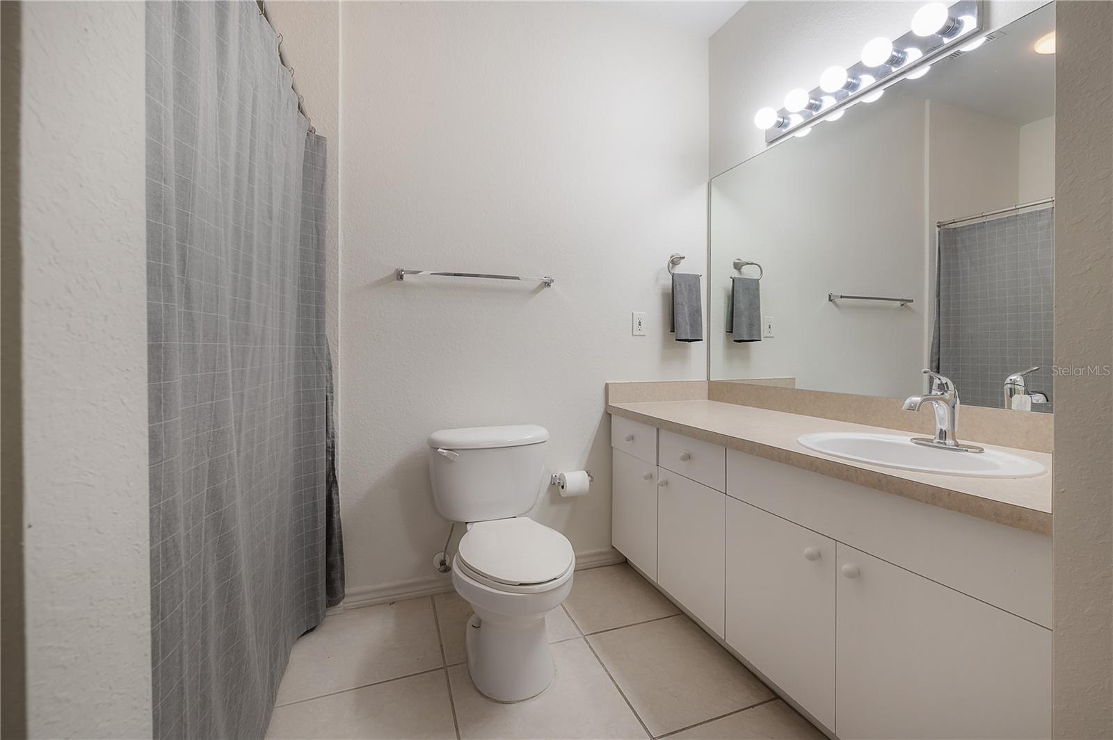 4306 BAYSIDE VILLAGE DR #204, TAMPA, FL, 33615