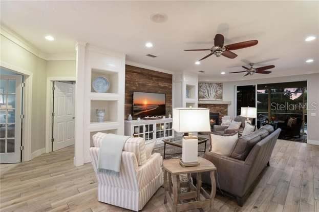 6119 9TH AVENUE CIR NE, BRADENTON, FL, 34212