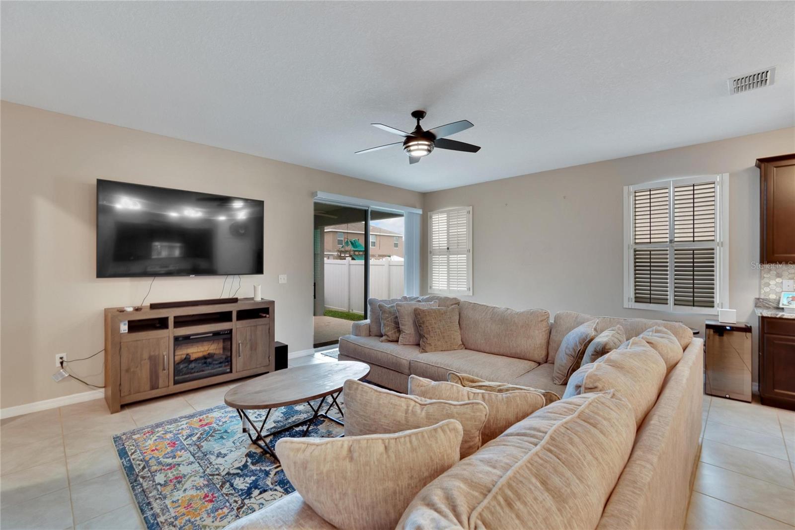 582 8TH ST NW, RUSKIN, FL, 33570