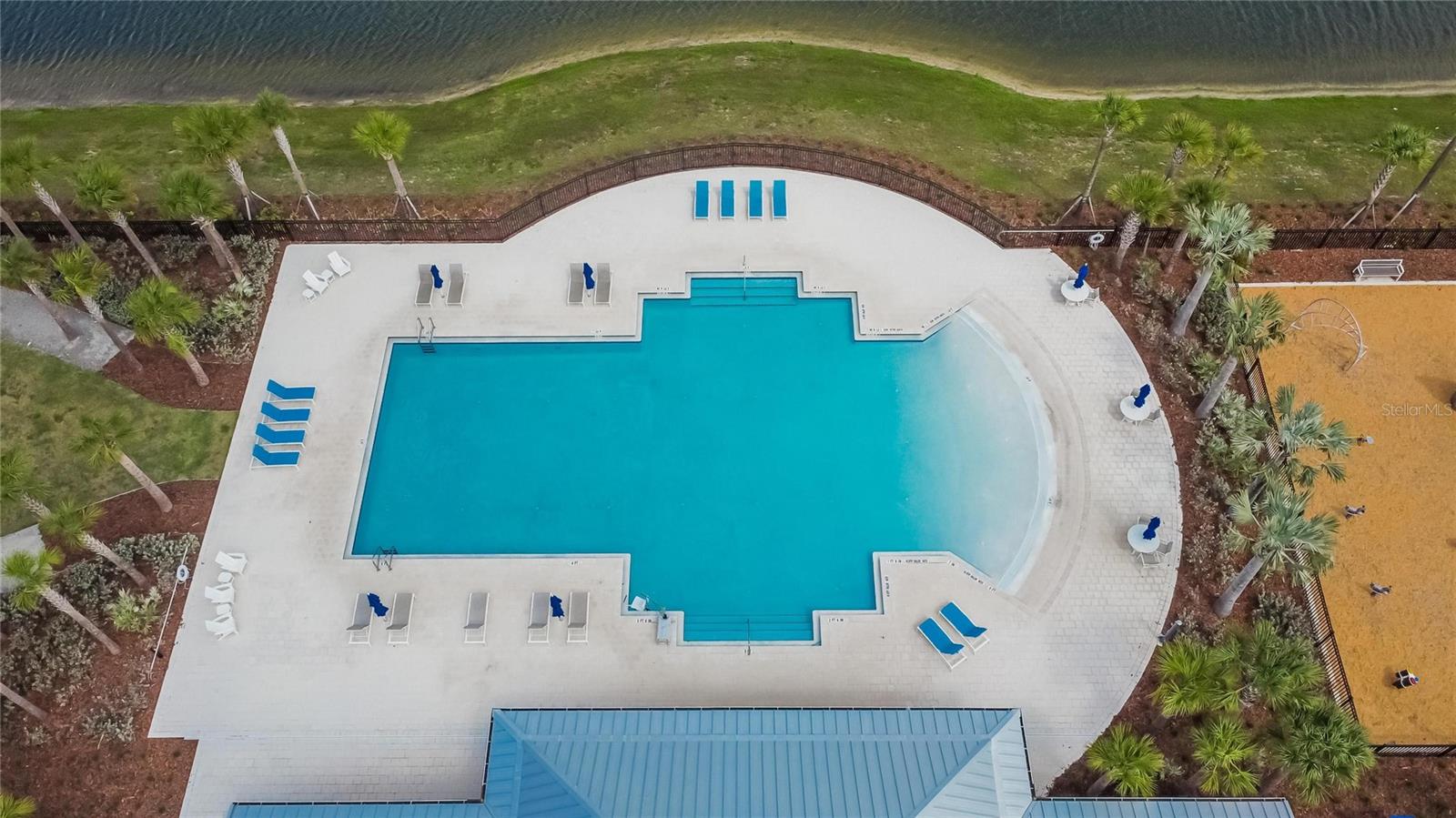 582 8TH ST NW, RUSKIN, FL, 33570