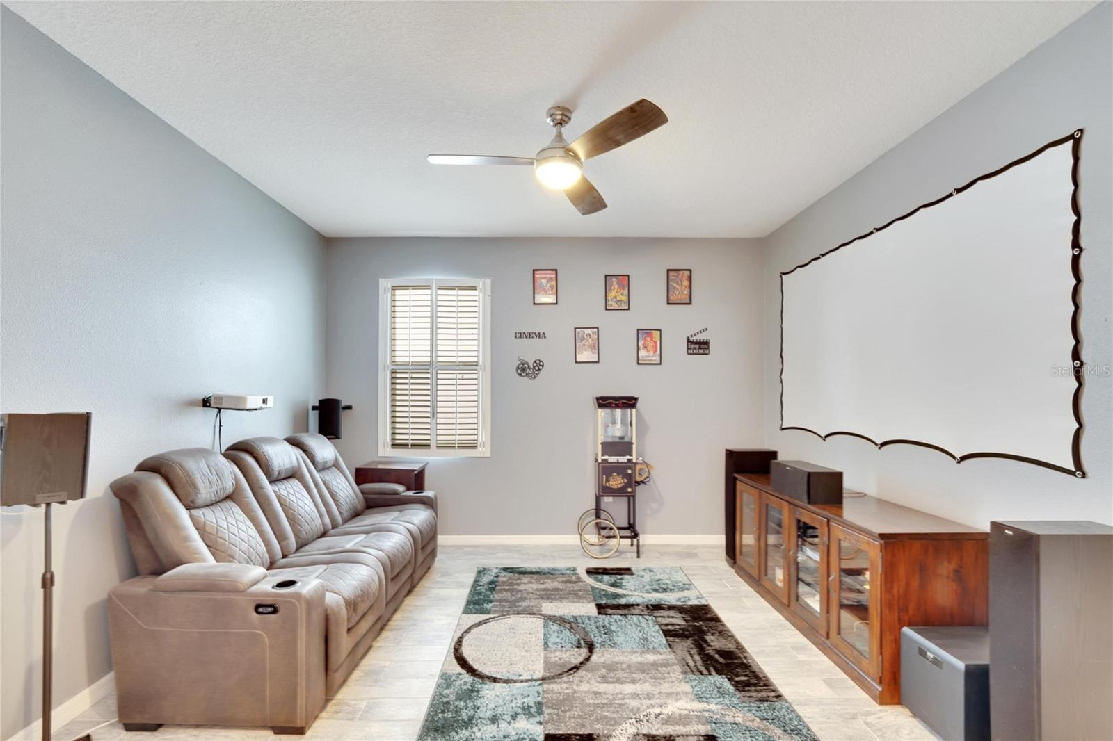 582 8TH ST NW, RUSKIN, FL, 33570