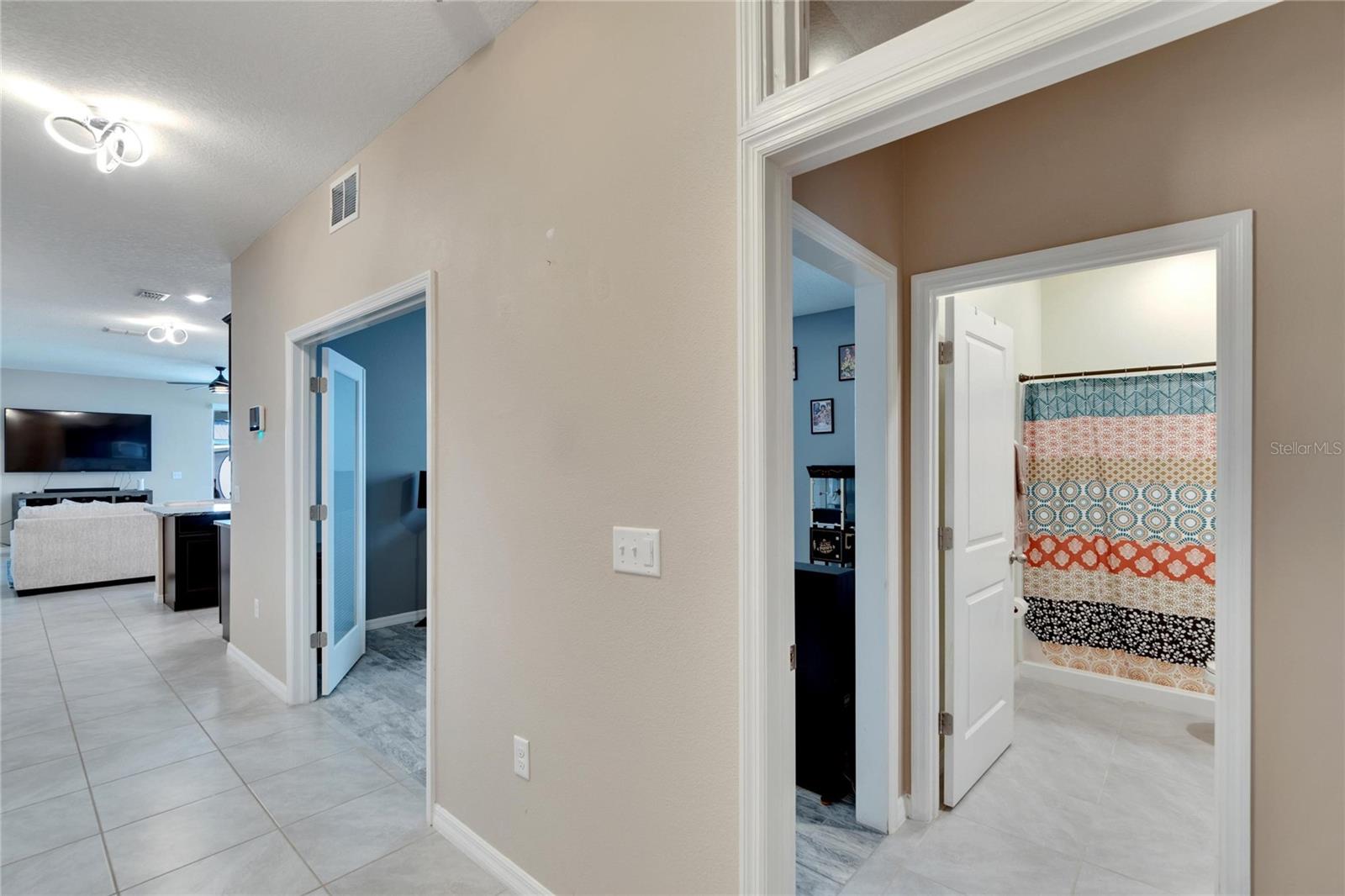 582 8TH ST NW, RUSKIN, FL, 33570
