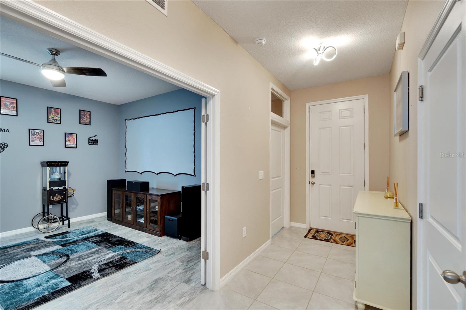 582 8TH ST NW, RUSKIN, FL, 33570