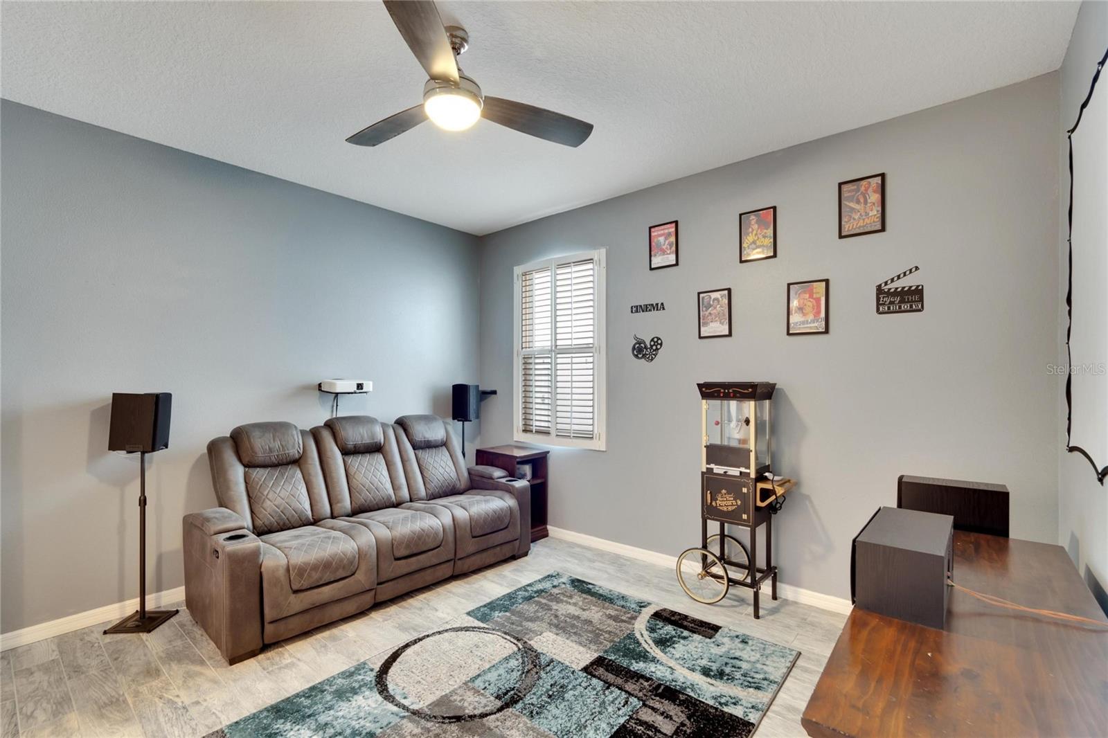 582 8TH ST NW, RUSKIN, FL, 33570