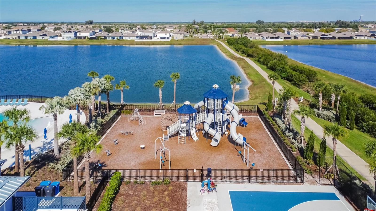 582 8TH ST NW, RUSKIN, FL, 33570