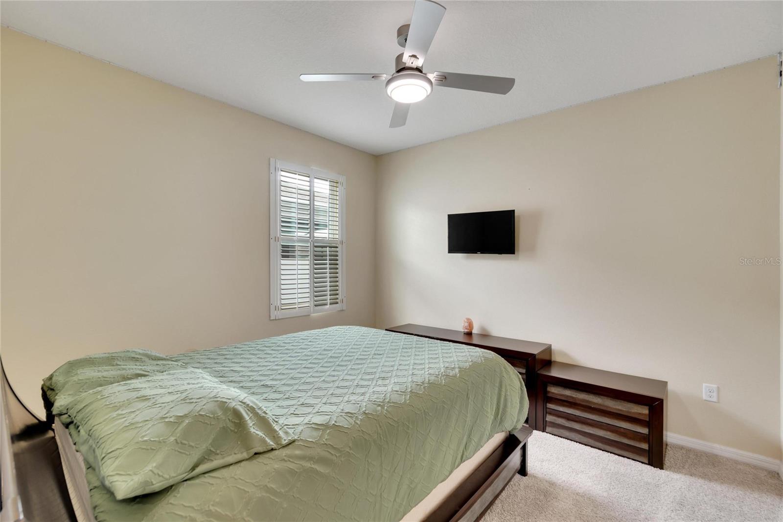 582 8TH ST NW, RUSKIN, FL, 33570