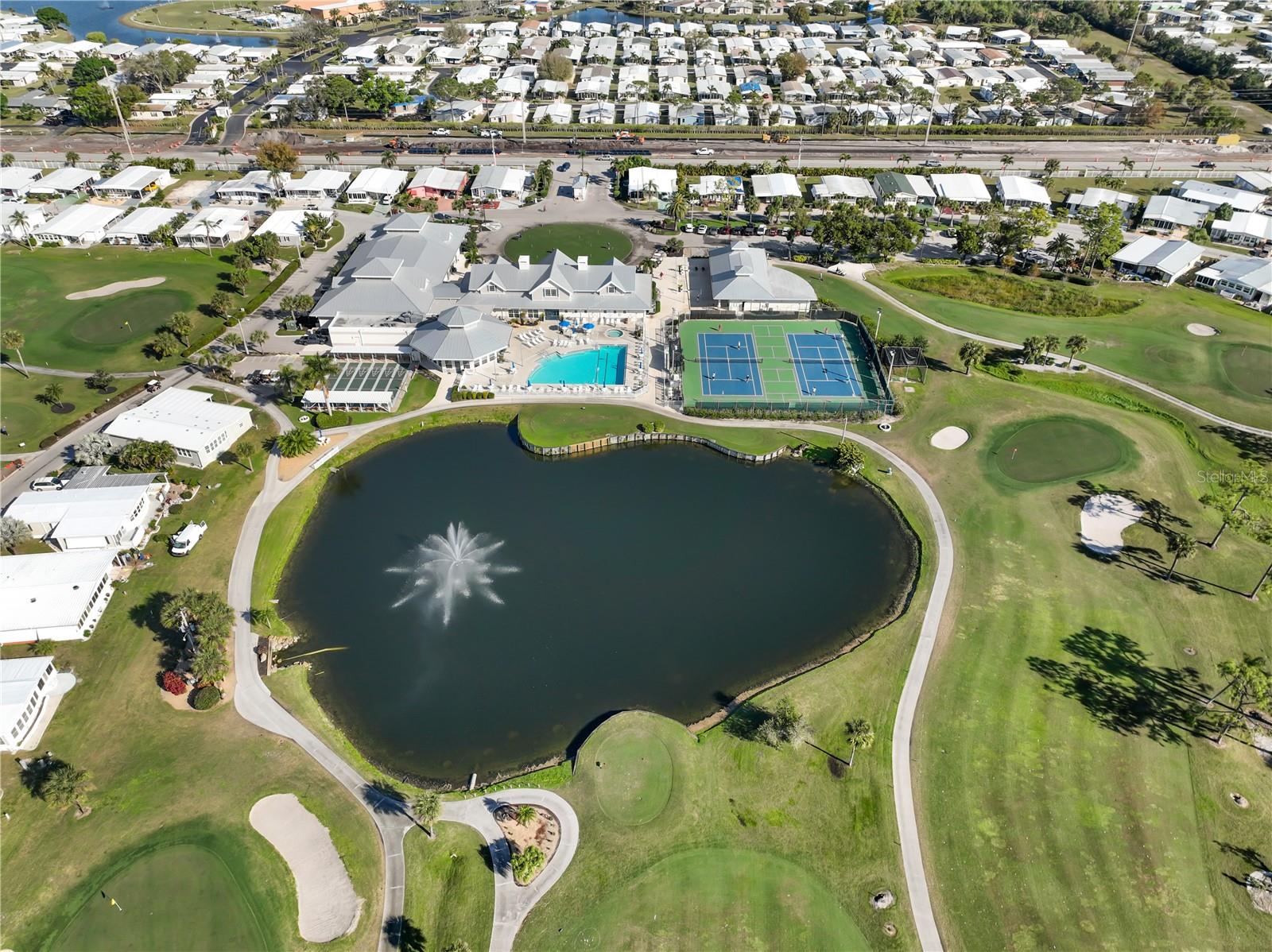 511 CRAMPTON LN, NORTH FORT MYERS, FL, 33903