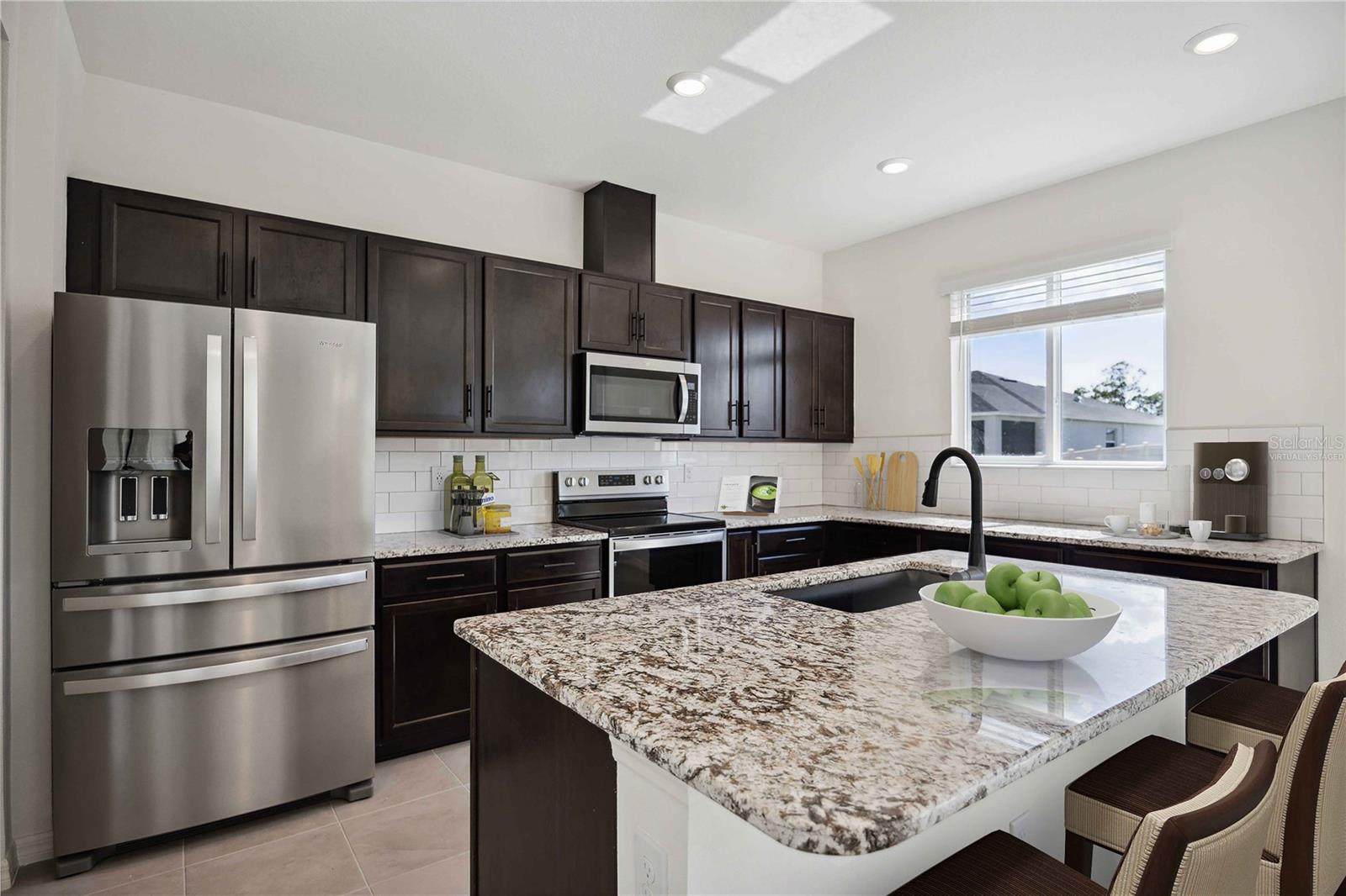 17318 GULF PRESERVE DR, FORT MYERS, FL, 33908