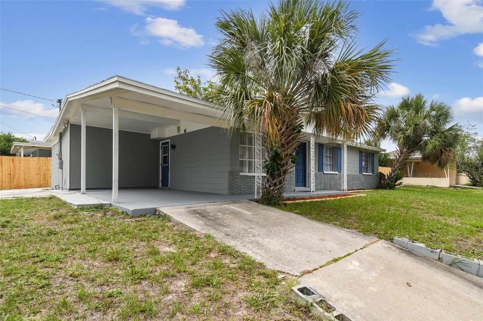 2305 N TAMPANIA AVE, TAMPA, FL, 33607