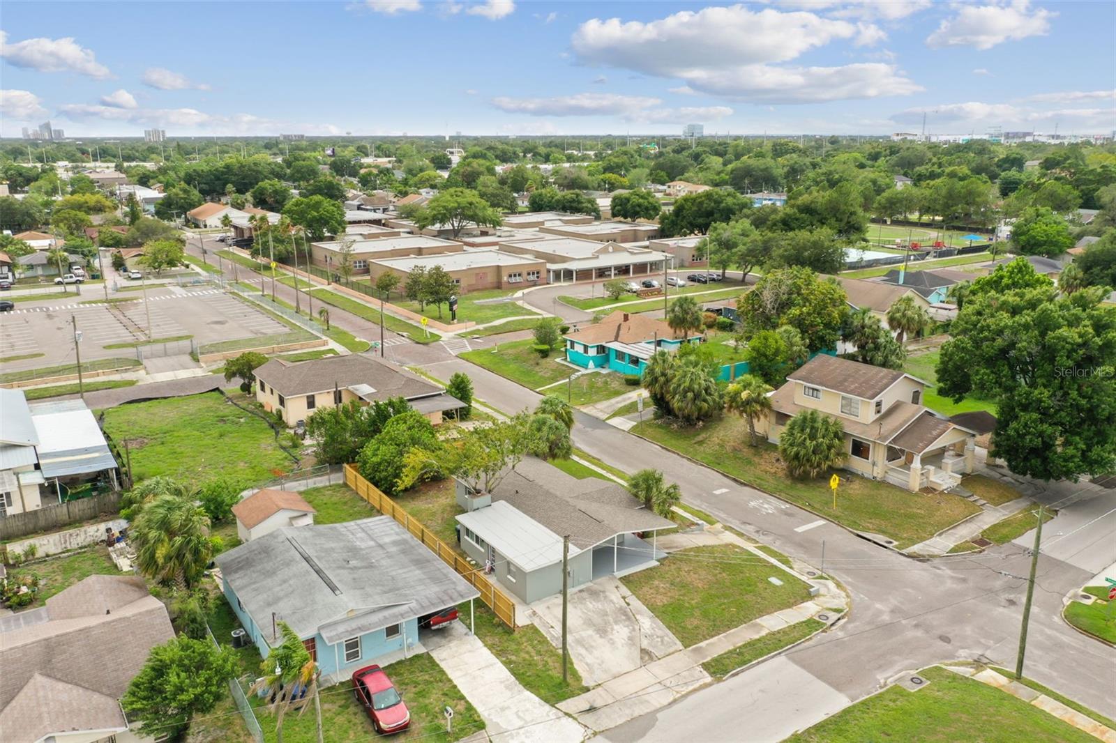 2305 N TAMPANIA AVE, TAMPA, FL, 33607
