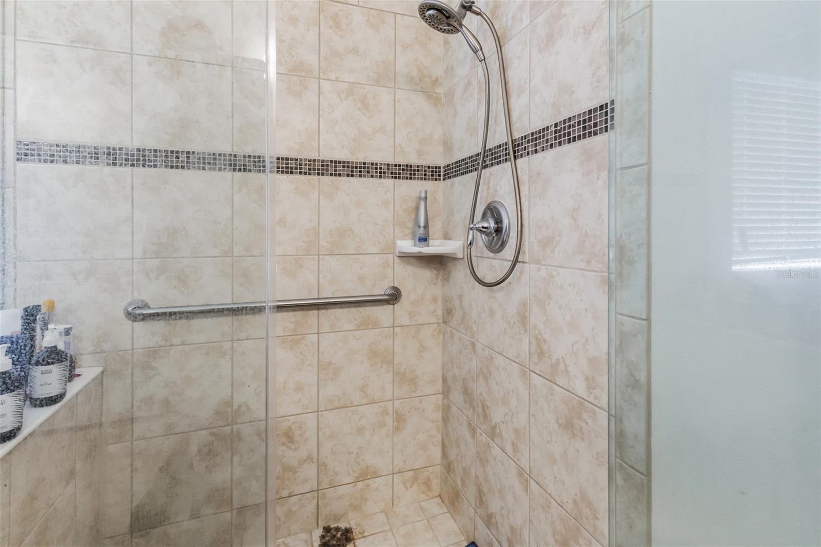 216 GRANADA LN, DAVENPORT, FL, 33837