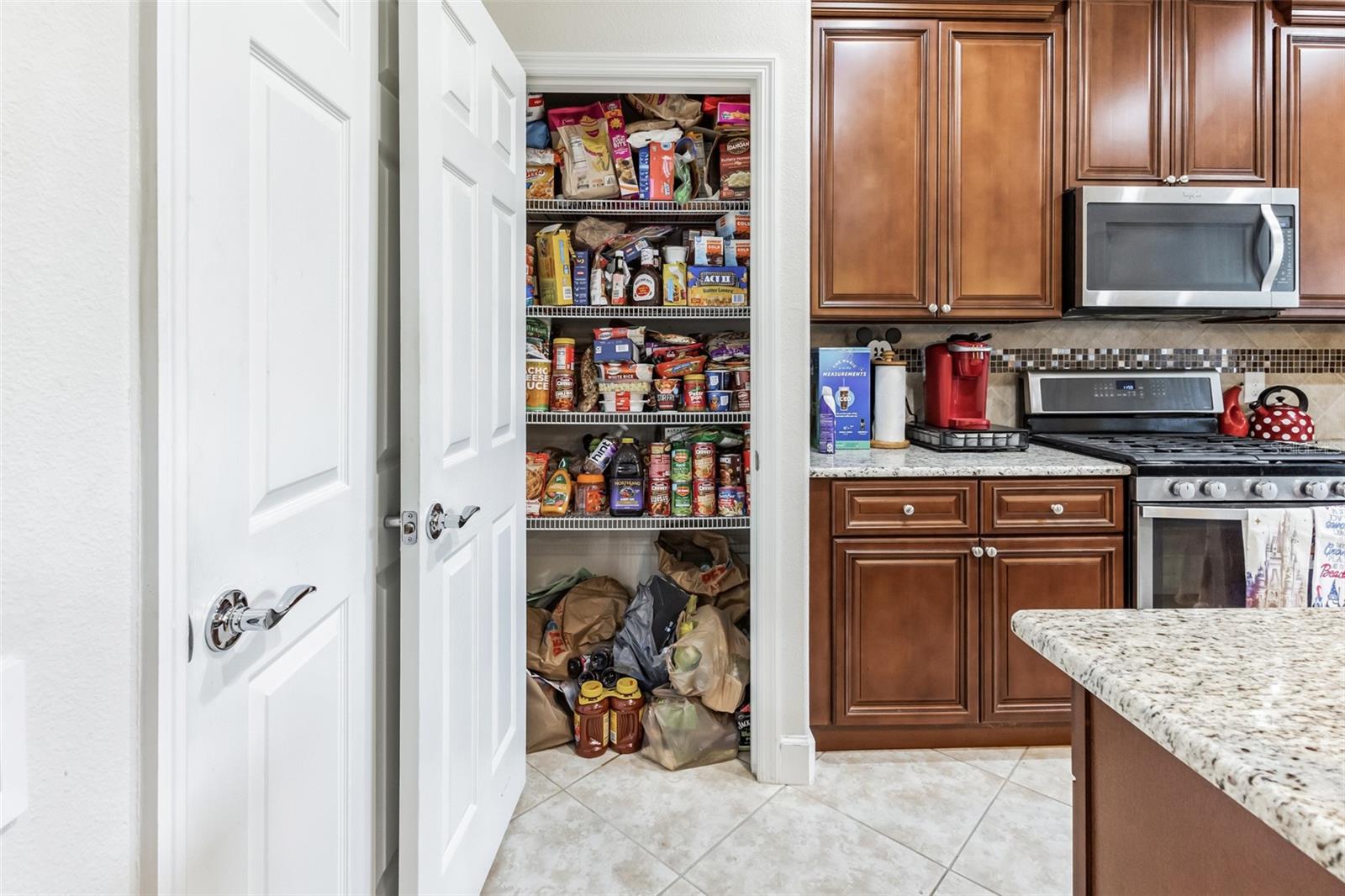 216 GRANADA LN, DAVENPORT, FL, 33837