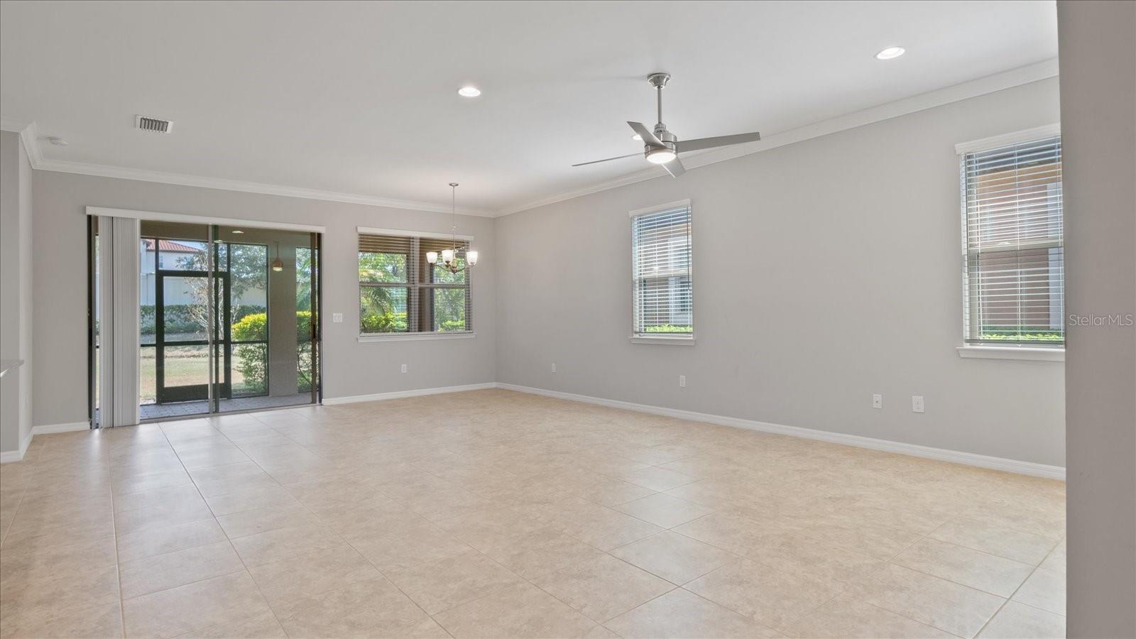 167 MARAVIYA BLVD, NOKOMIS, FL, 34275