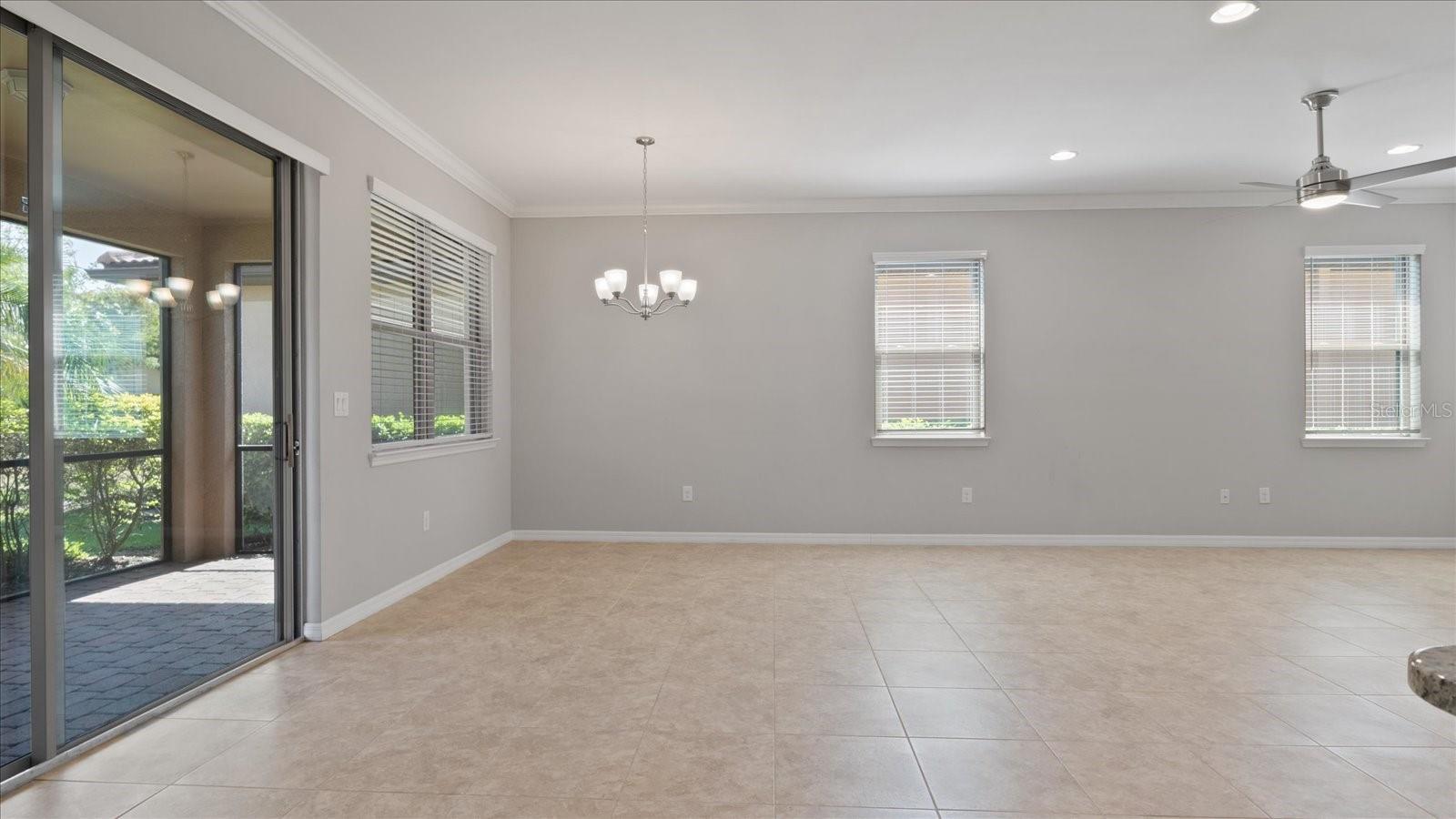 167 MARAVIYA BLVD, NOKOMIS, FL, 34275