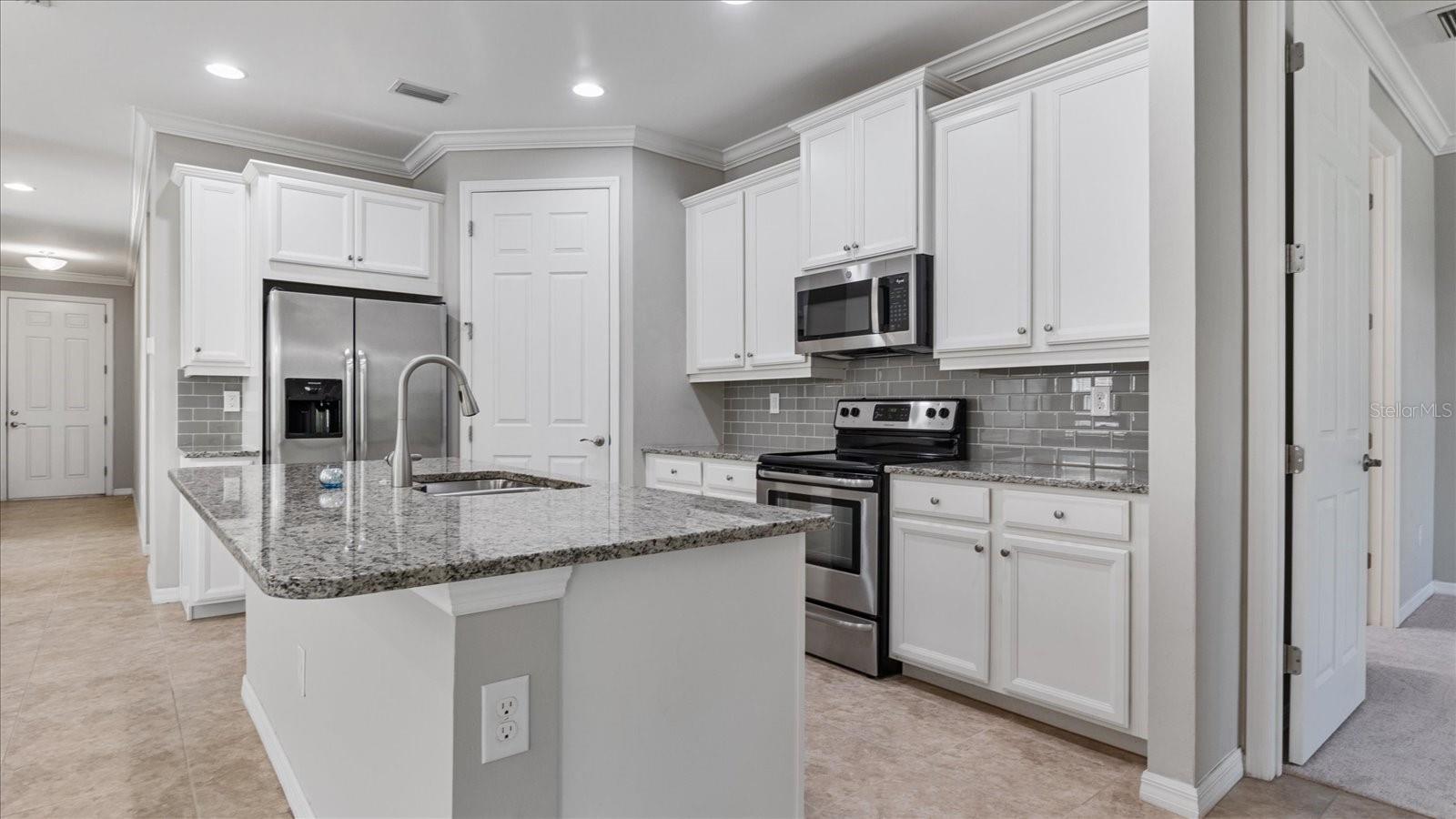 167 MARAVIYA BLVD, NOKOMIS, FL, 34275