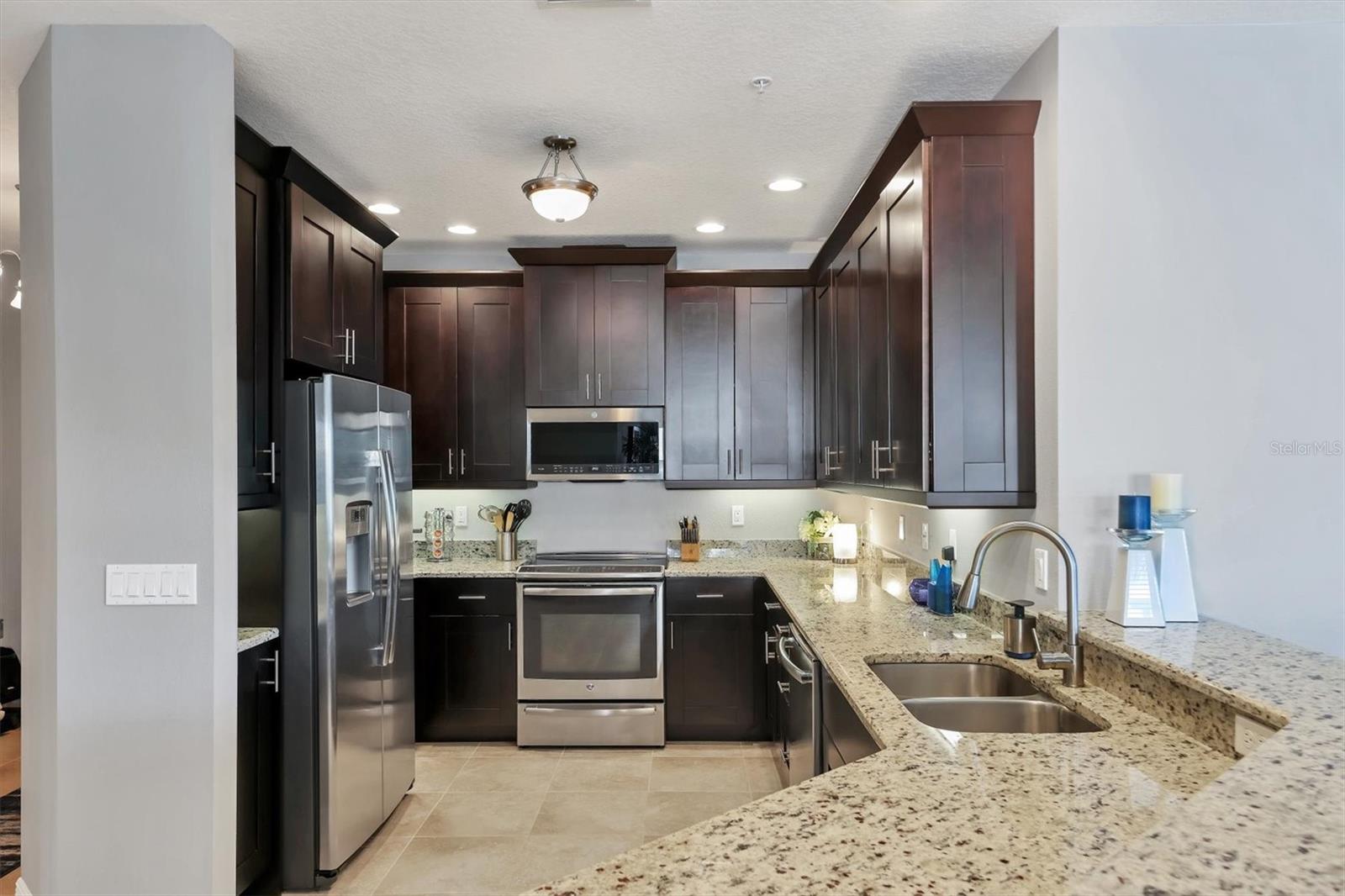 3430 77TH ST W #103, BRADENTON, FL, 34209