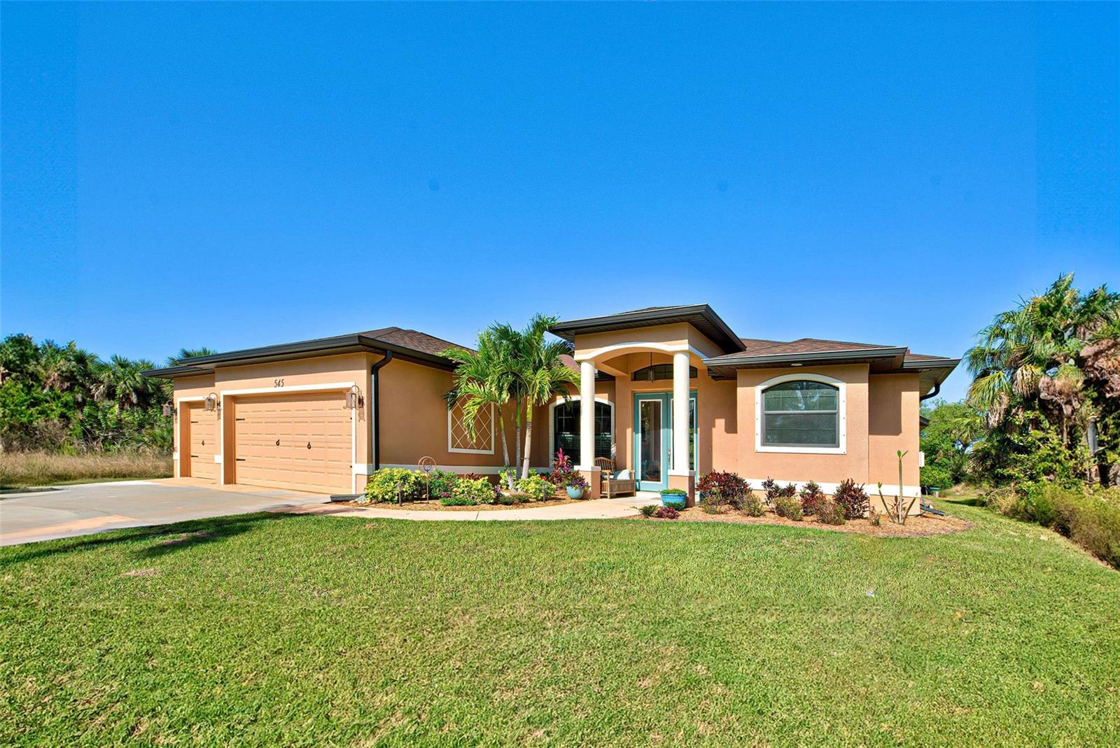545 PEMBROKE DR, PORT CHARLOTTE, FL, 33954