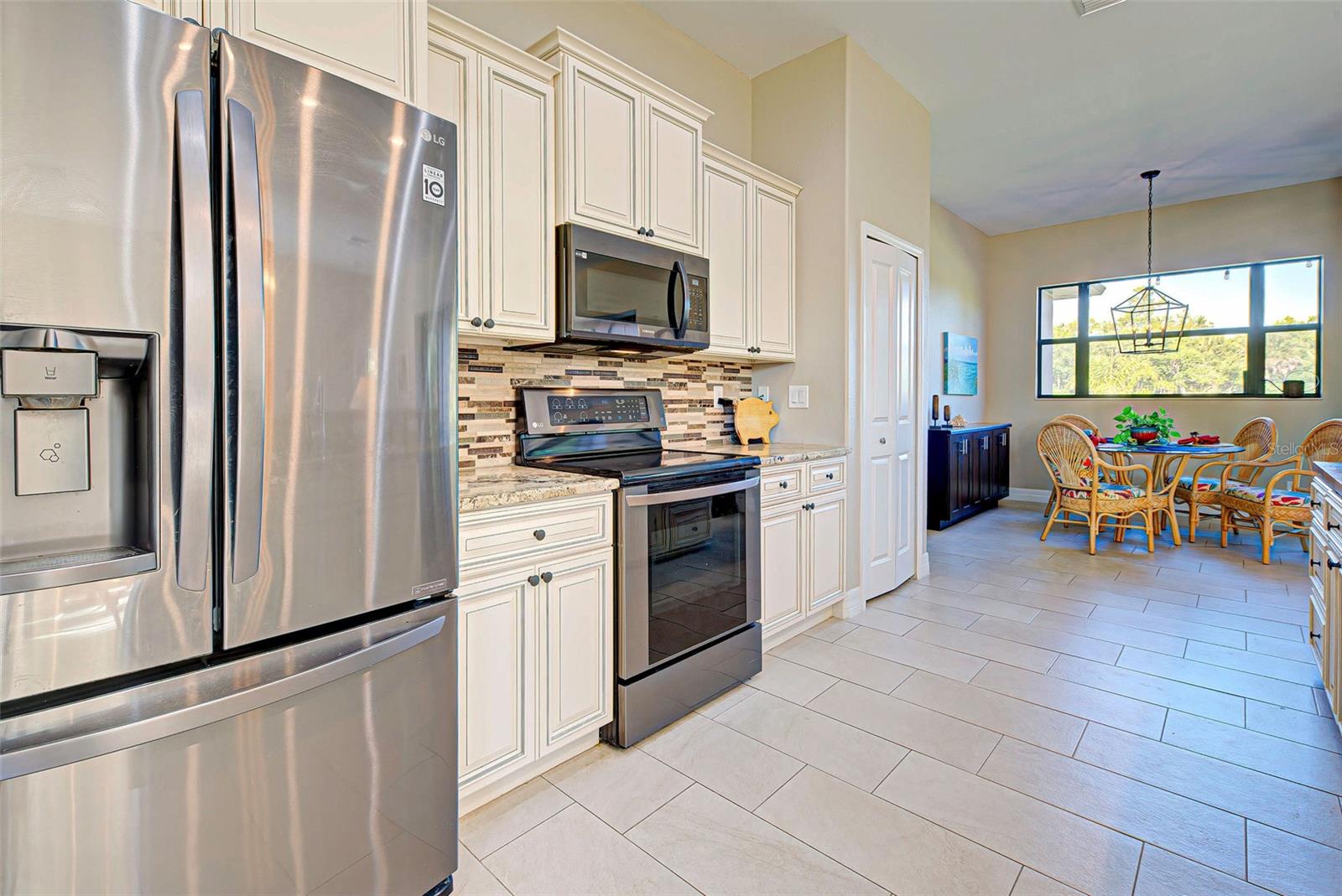 545 PEMBROKE DR, PORT CHARLOTTE, FL, 33954