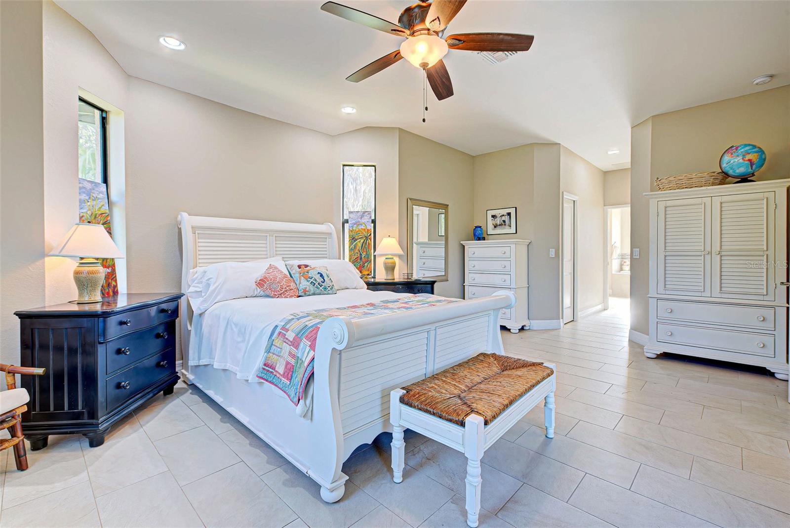 545 PEMBROKE DR, PORT CHARLOTTE, FL, 33954