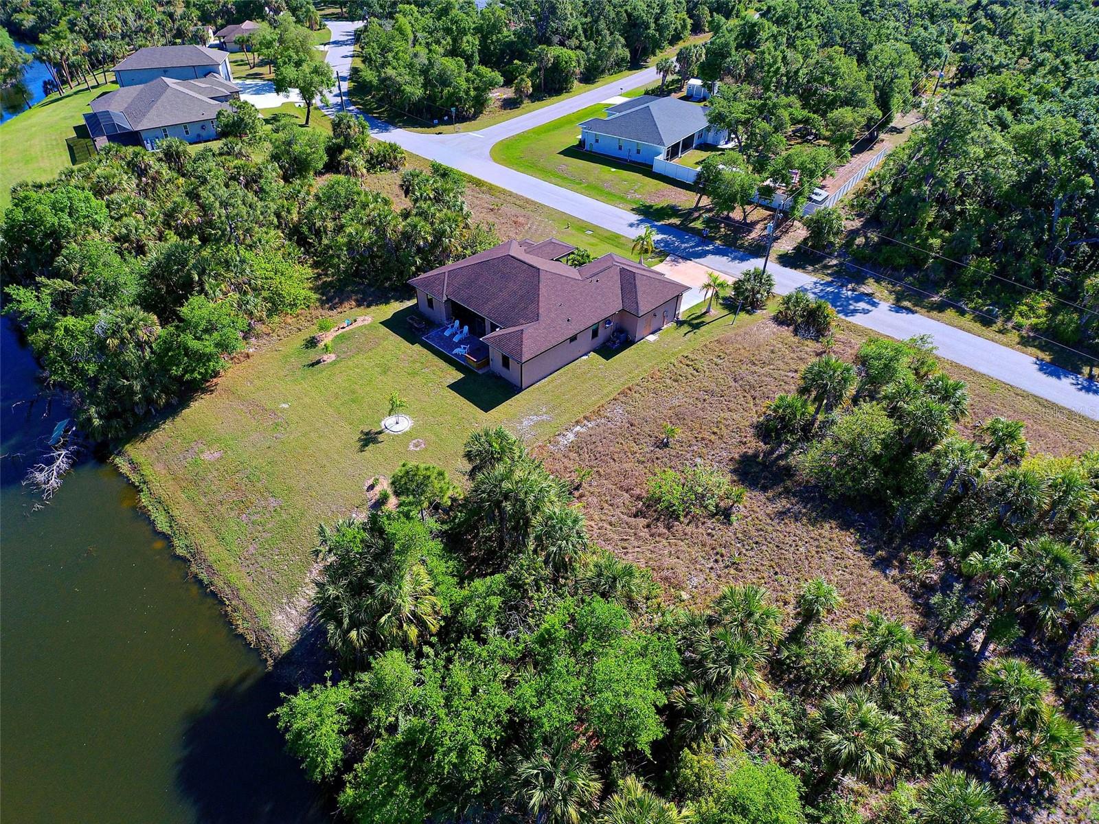 545 PEMBROKE DR, PORT CHARLOTTE, FL, 33954