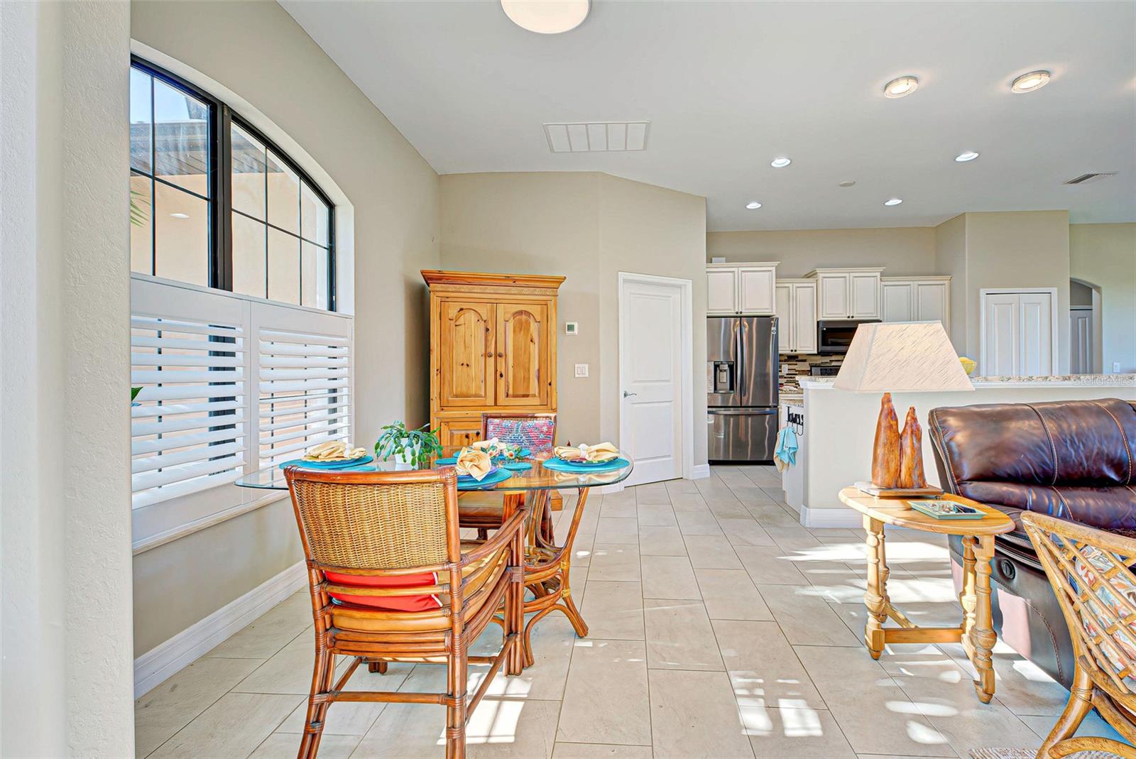 545 PEMBROKE DR, PORT CHARLOTTE, FL, 33954