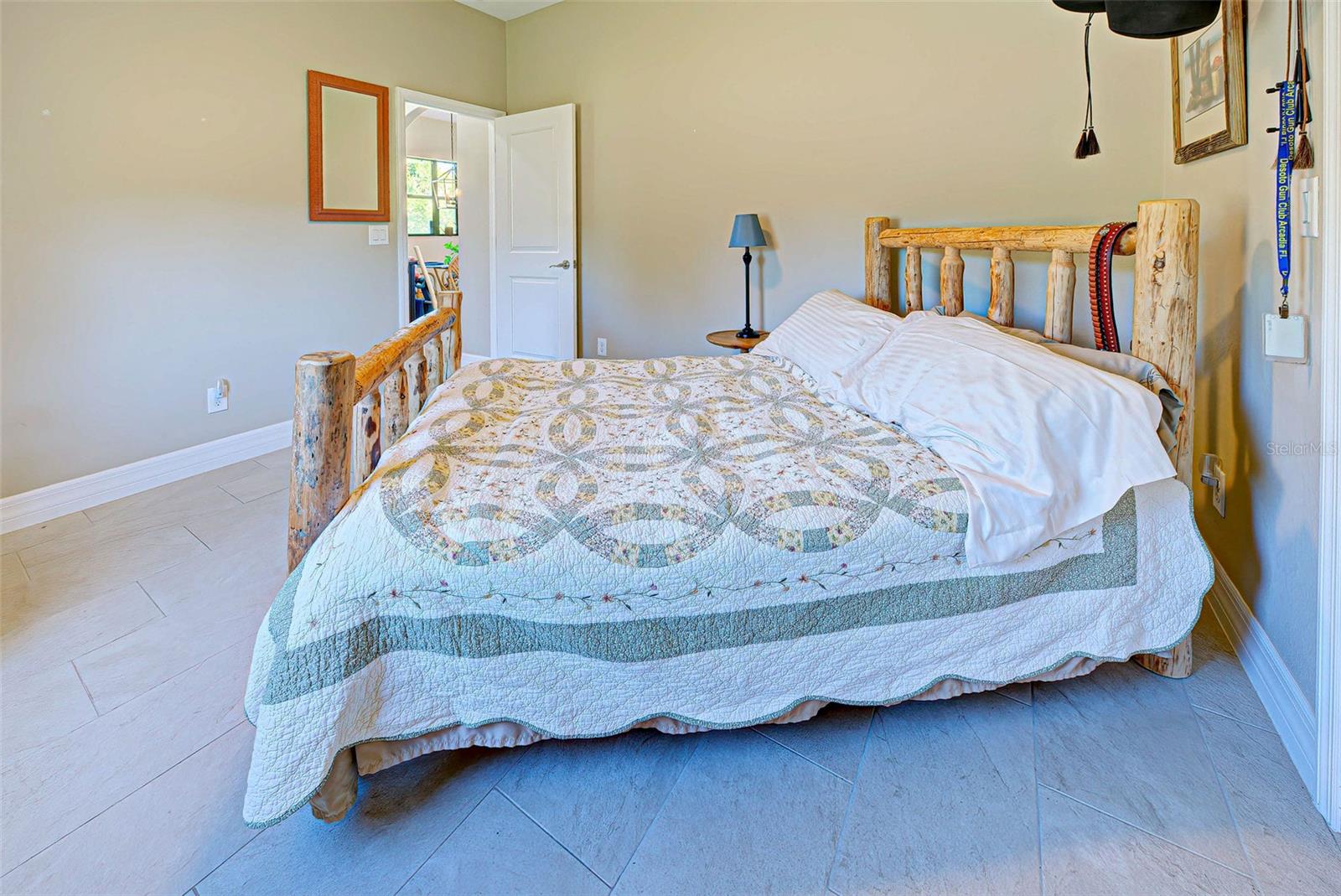 545 PEMBROKE DR, PORT CHARLOTTE, FL, 33954