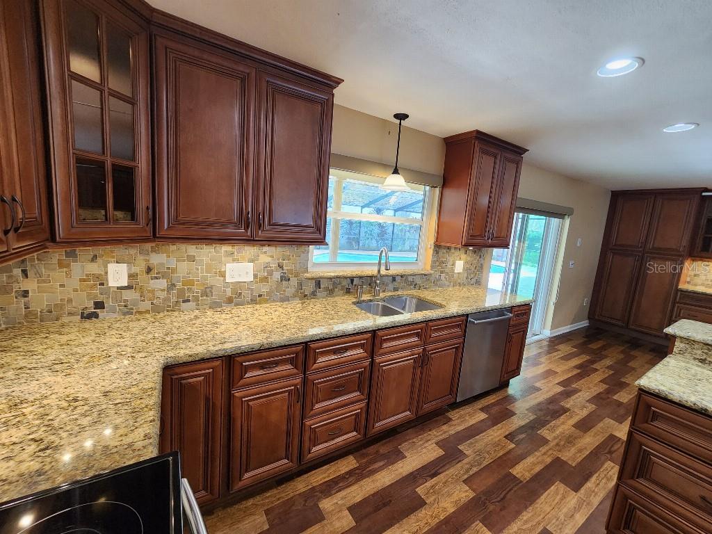 2275 WILLOWBROOK DR, CLEARWATER, FL, 33764