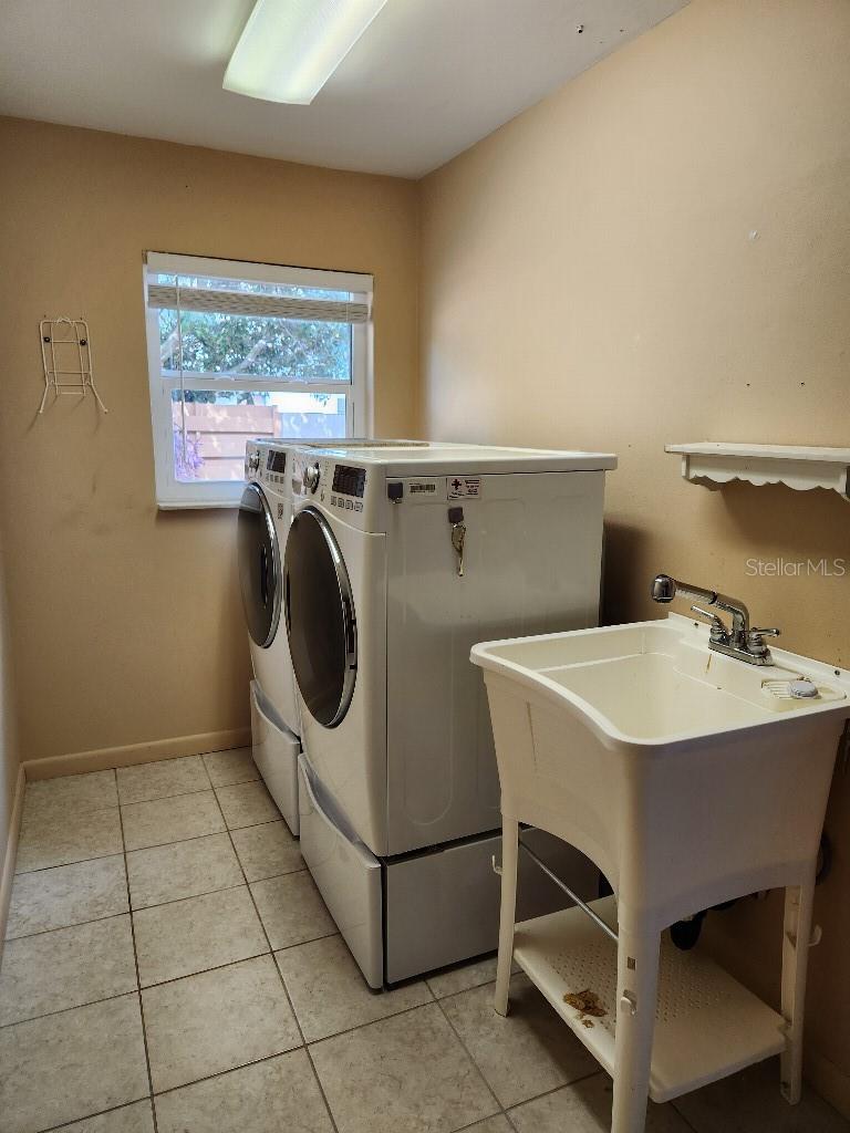 2275 WILLOWBROOK DR, CLEARWATER, FL, 33764