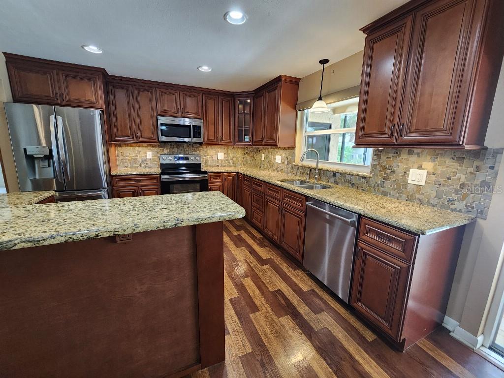 2275 WILLOWBROOK DR, CLEARWATER, FL, 33764