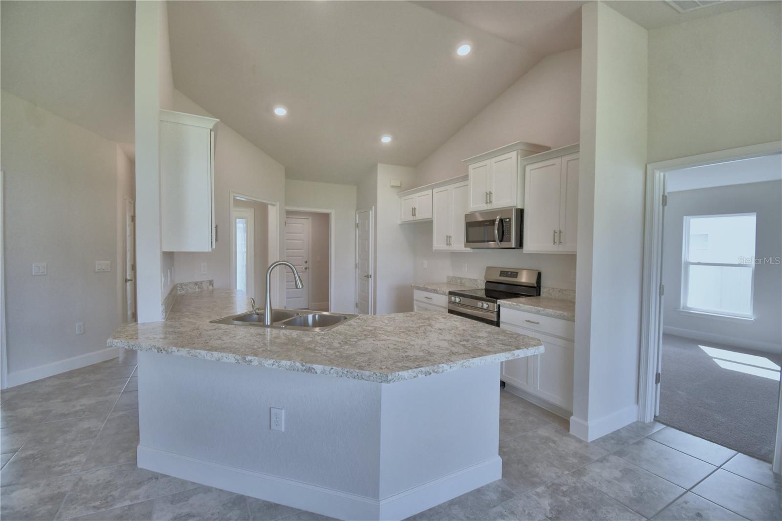 3692 EARHART AVE, LAKELAND, FL, 33810