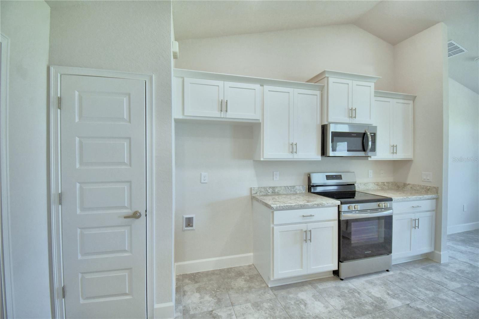 3692 EARHART AVE, LAKELAND, FL, 33810