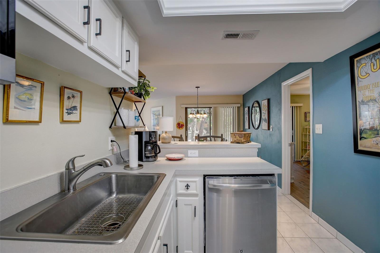 103 CYPRESS POND RD #103, PALM HARBOR, FL, 34683